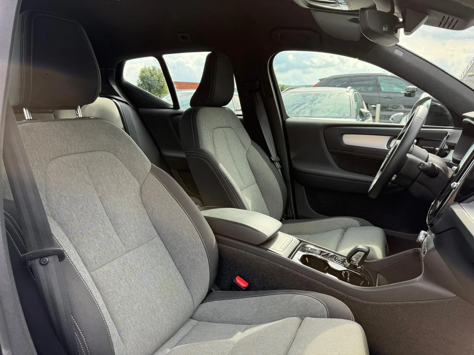 Volvo-XC40-image-7