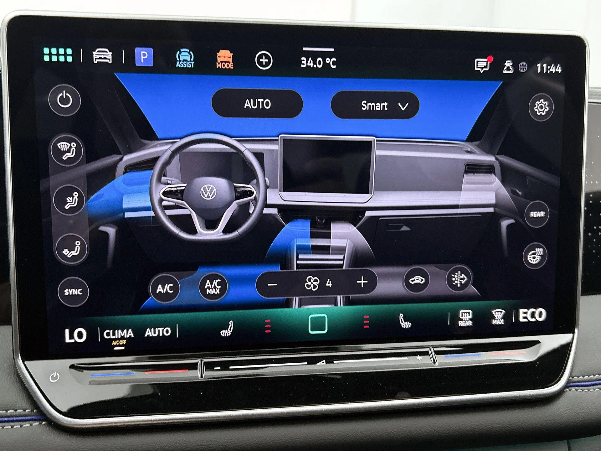 Volkswagen-Tiguan-image-27