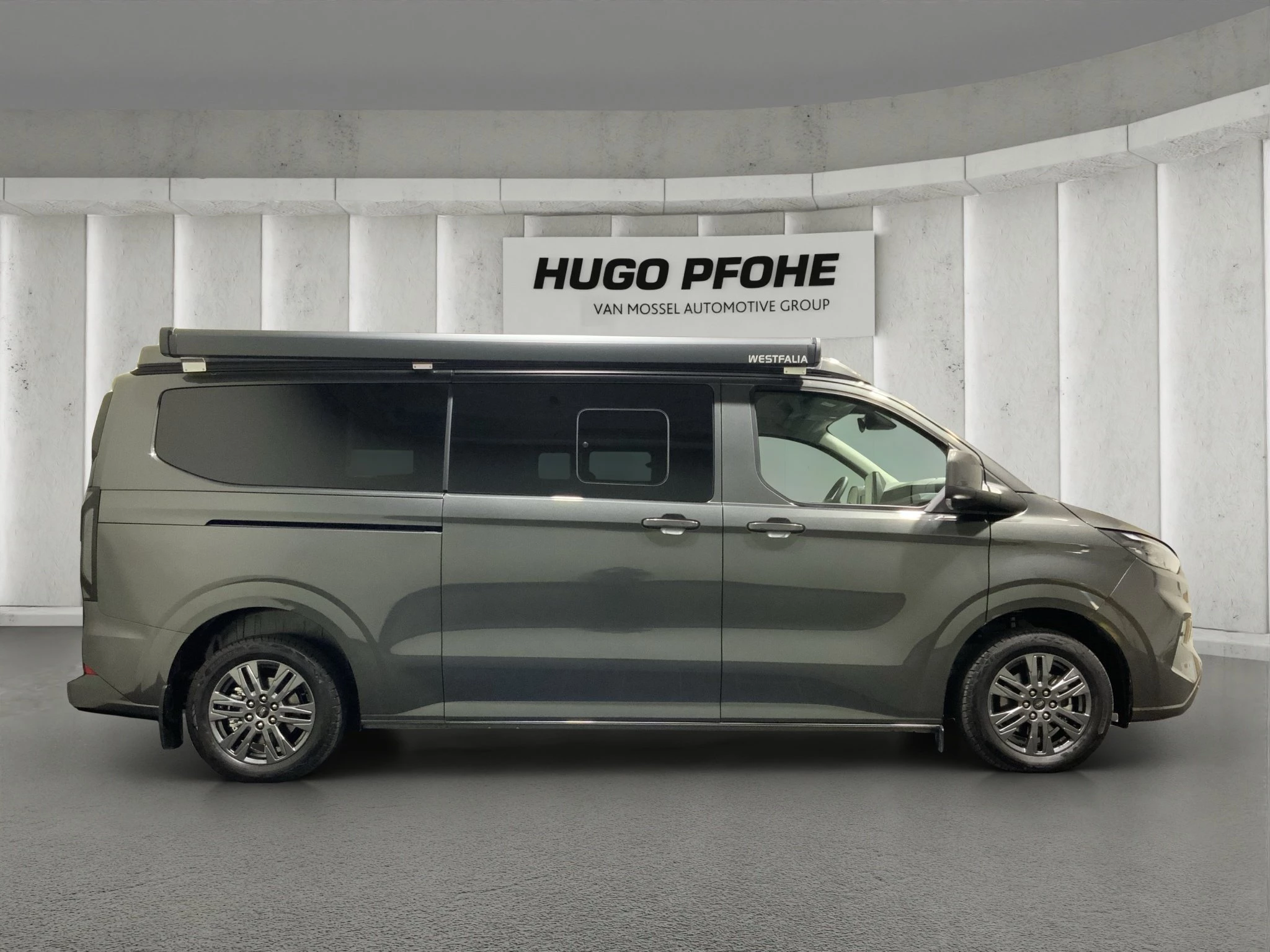 Ford Nugget Titanium 2.0 EcoBlue 125kW 320 L2 Aut. Campingbus