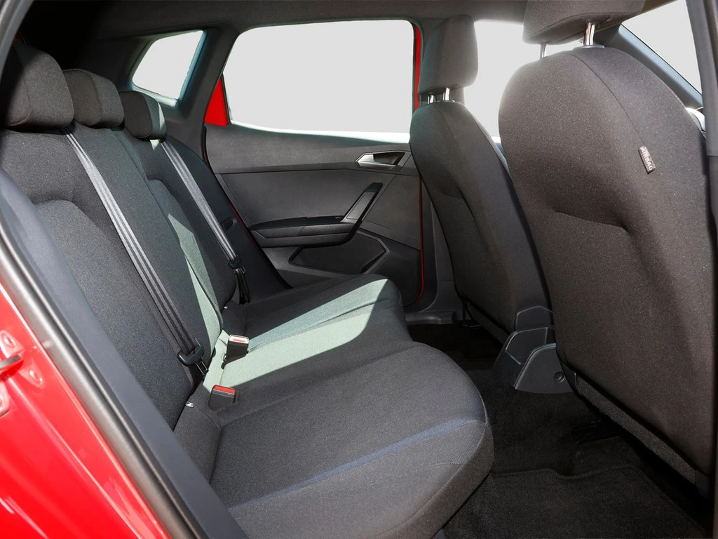SEAT-Arona-image-9