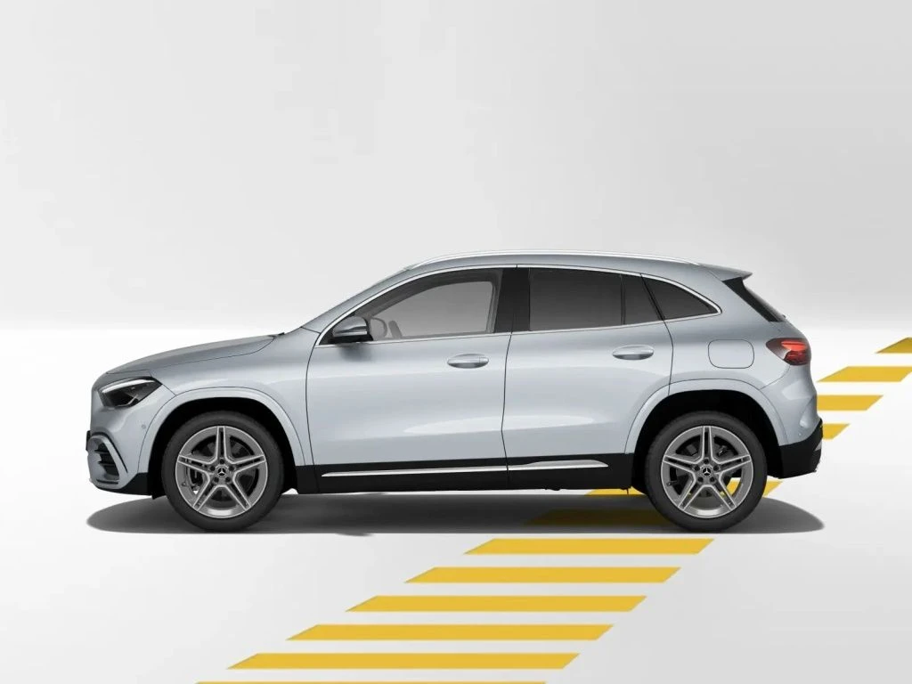 Mercedes-Benz-GLA 250-image-3