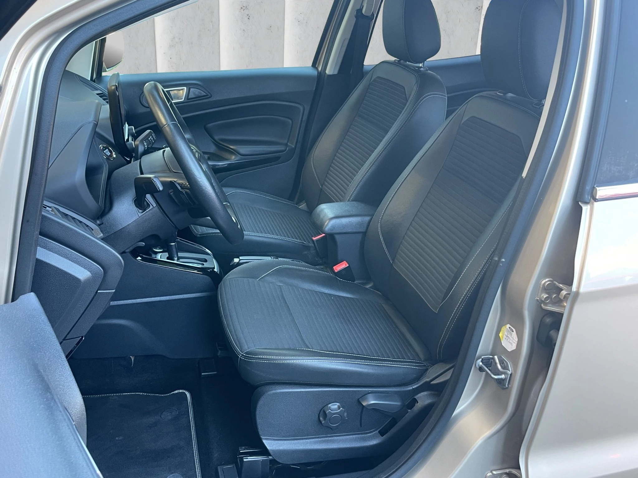 Ford EcoSport Titanium AUT | NAVI | KAM | TWA | PDC | BT