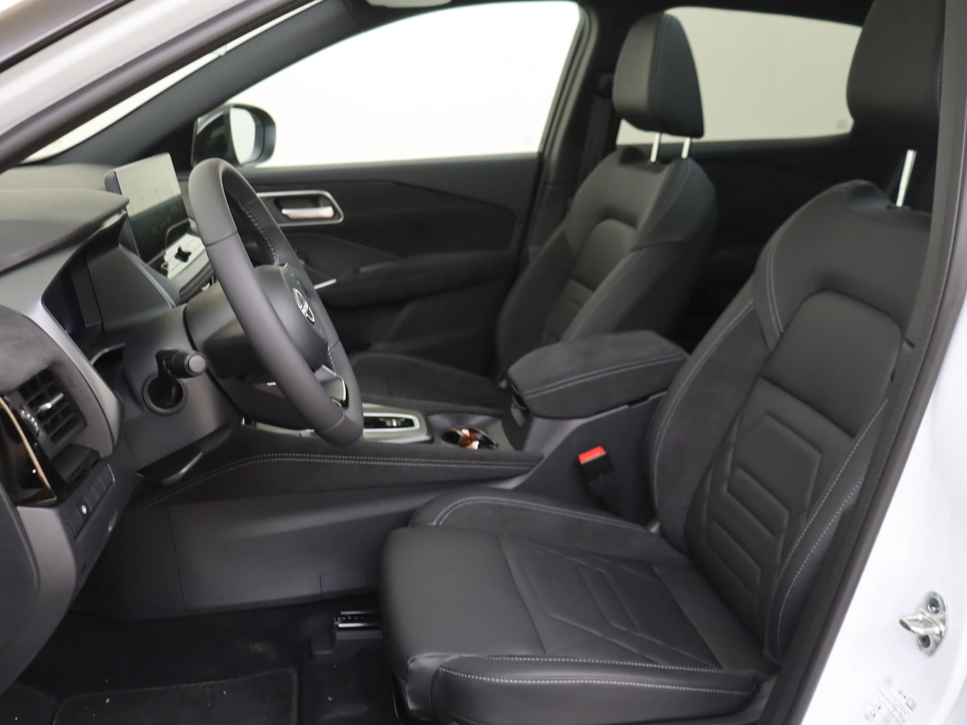 Nissan-QASHQAI-image-10