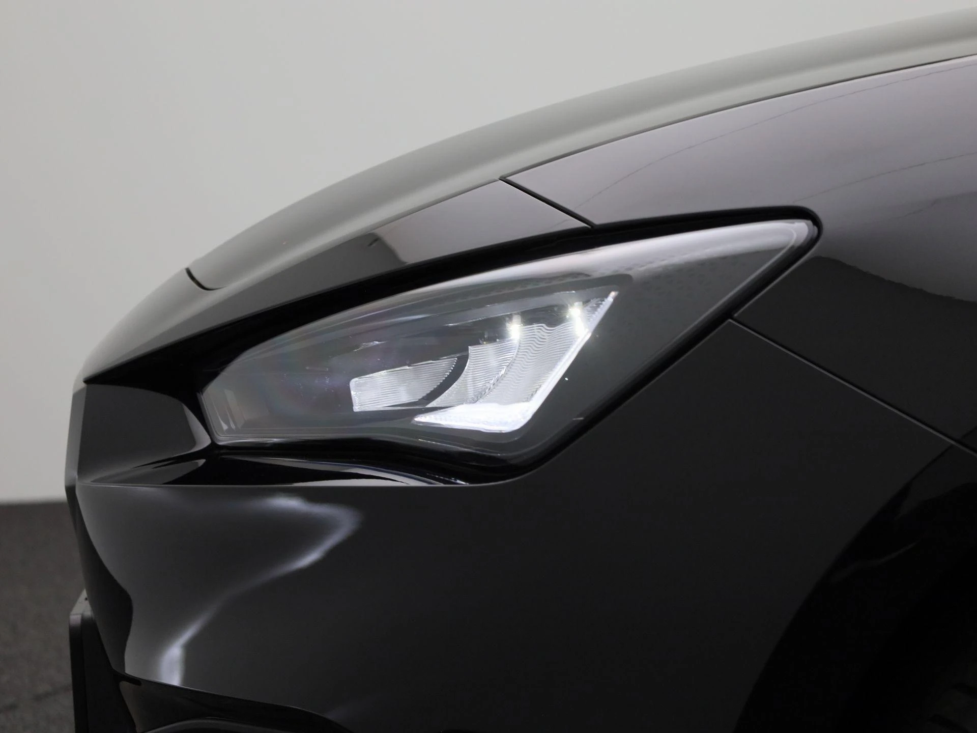 SEAT Leon Sportstourer 1.5 TSI e-Hybrid FR Business