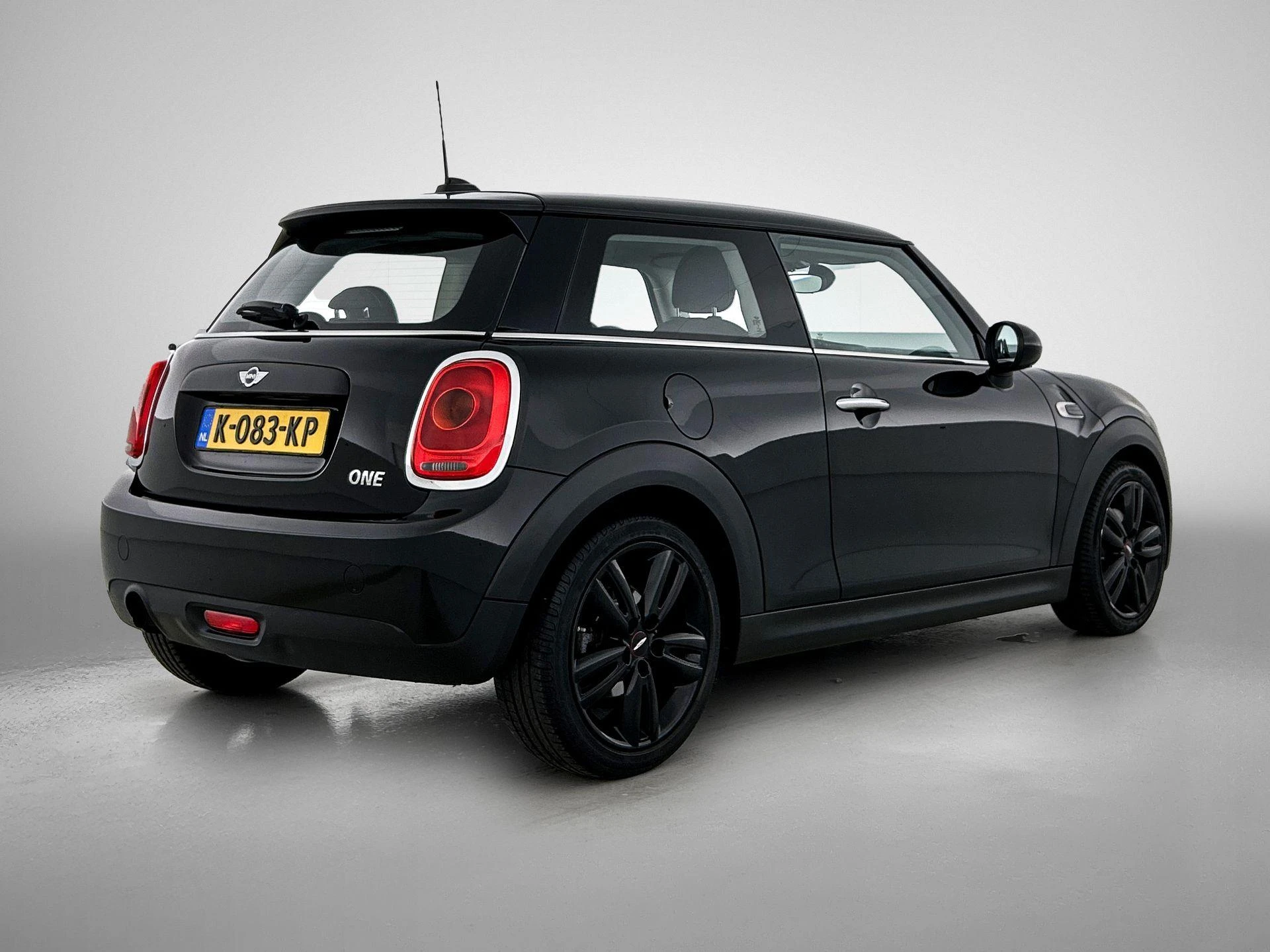 MINI-3-deurs-image-3