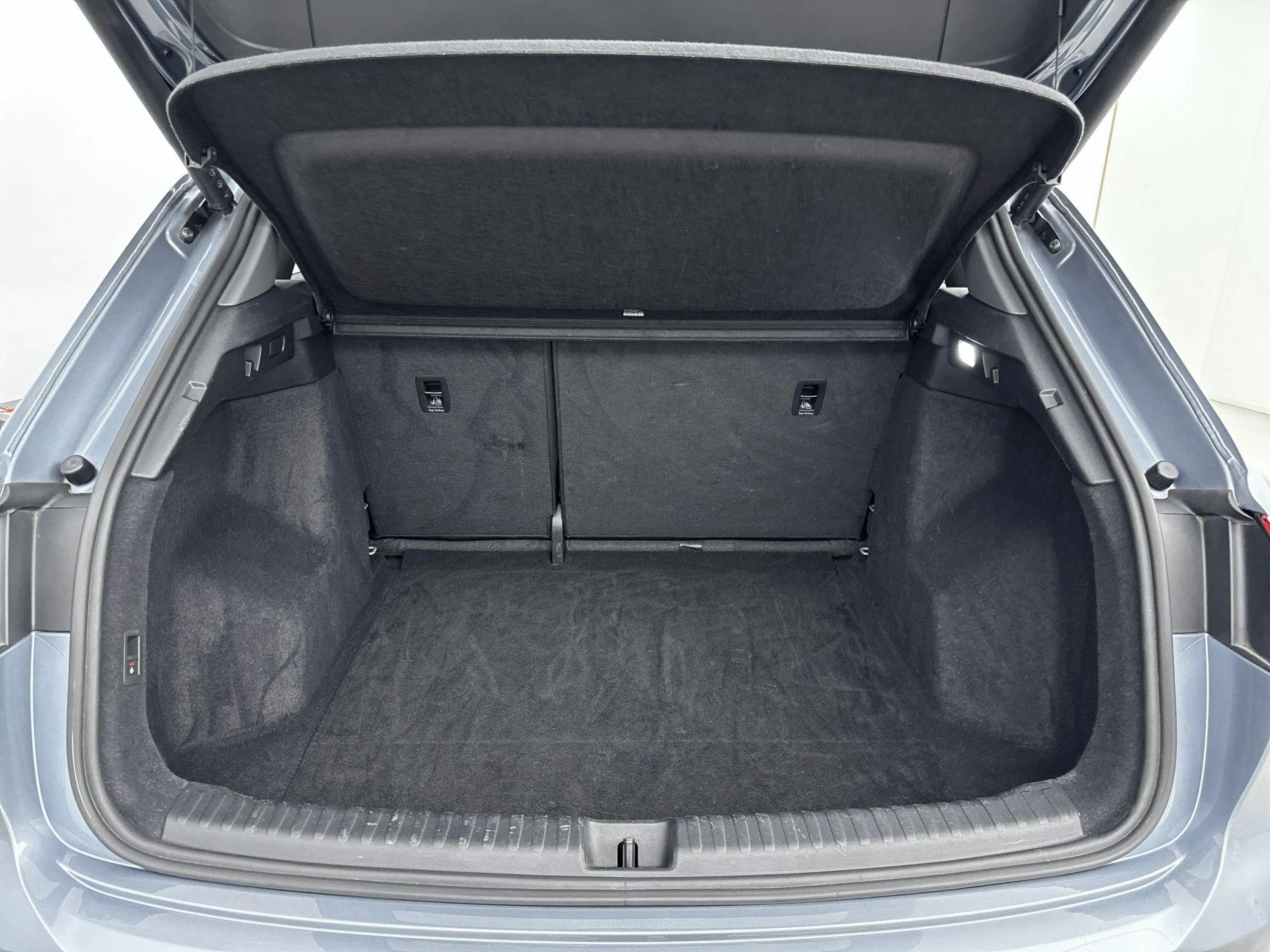 Audi-Q4 e-tron-image-30