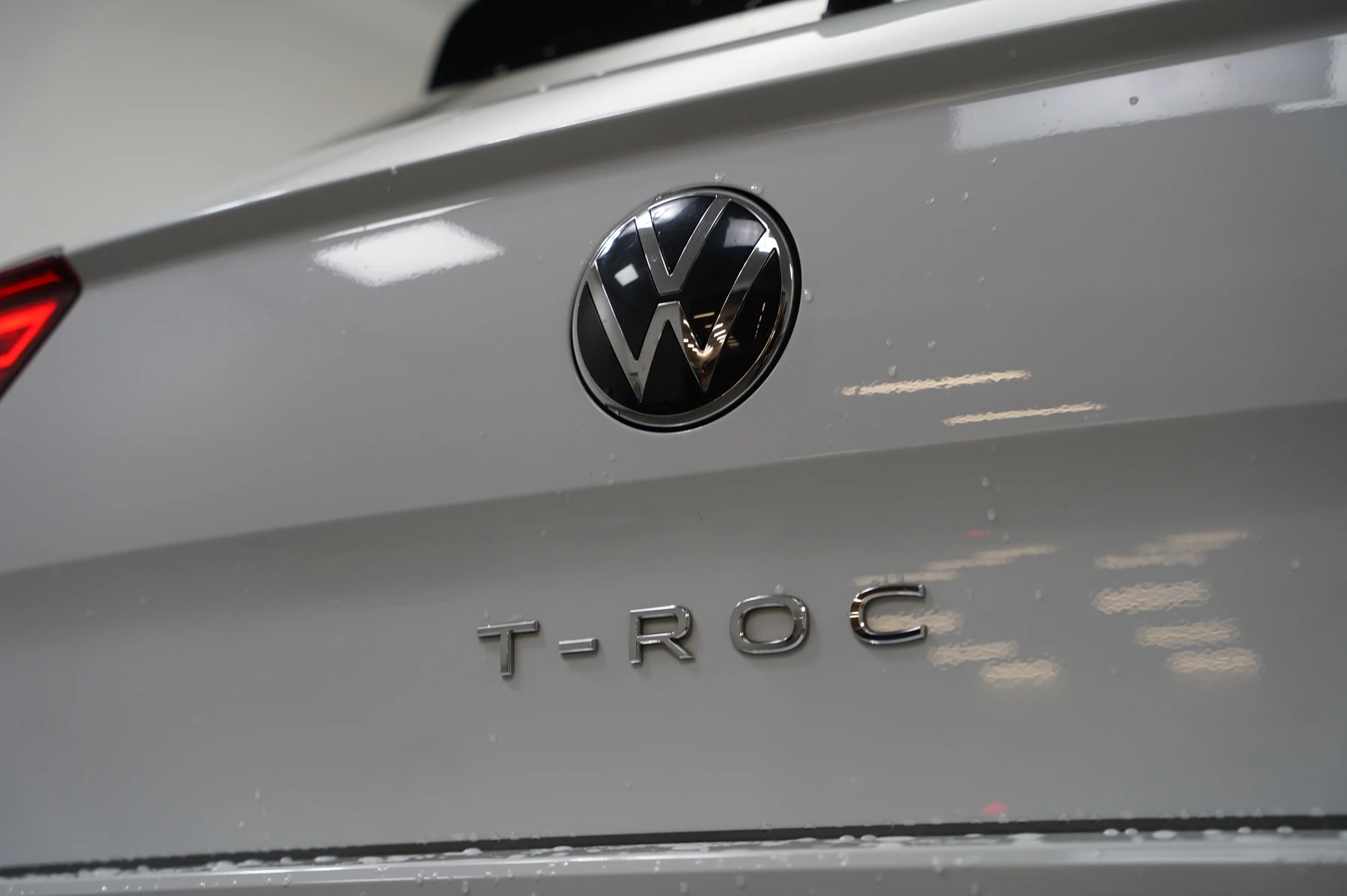Volkswagen-T-Roc-image-40