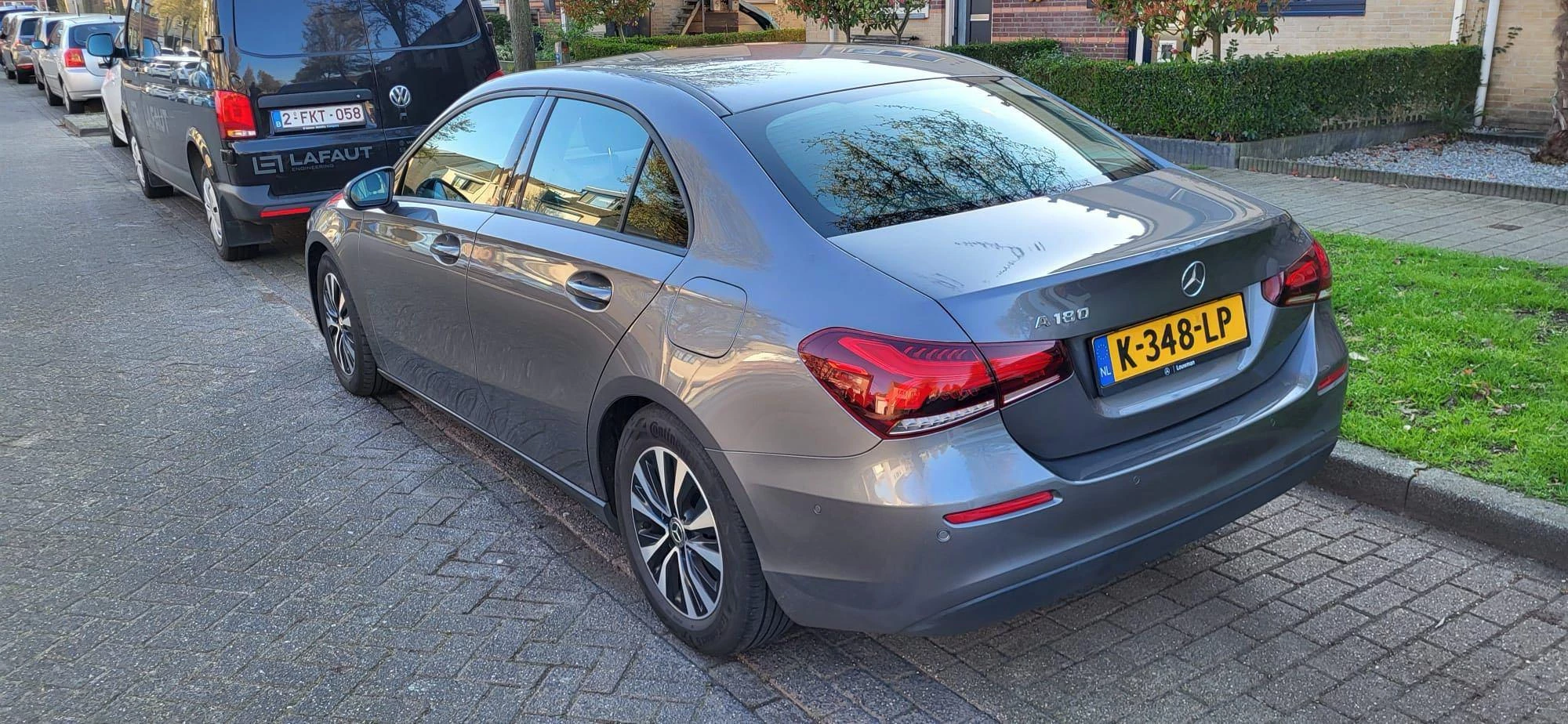 Mercedes-Benz-A-Klasse-image-2