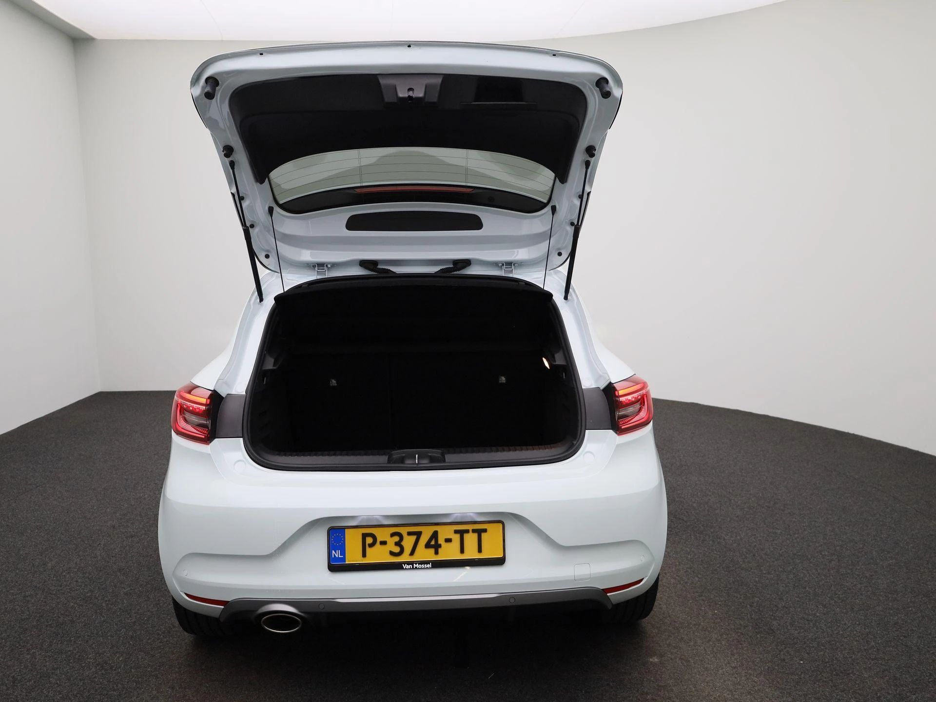 Renault-Clio-image-11