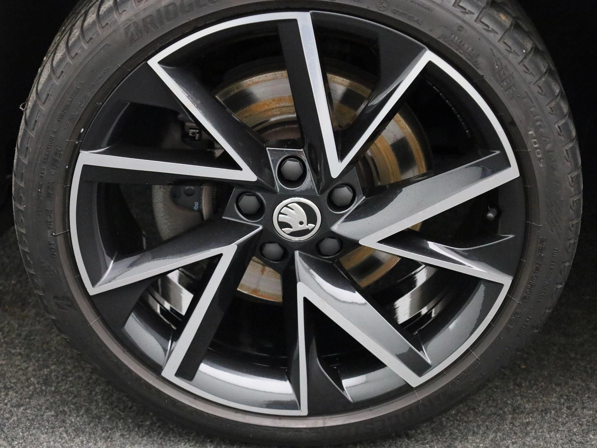 Škoda-Karoq-image-12