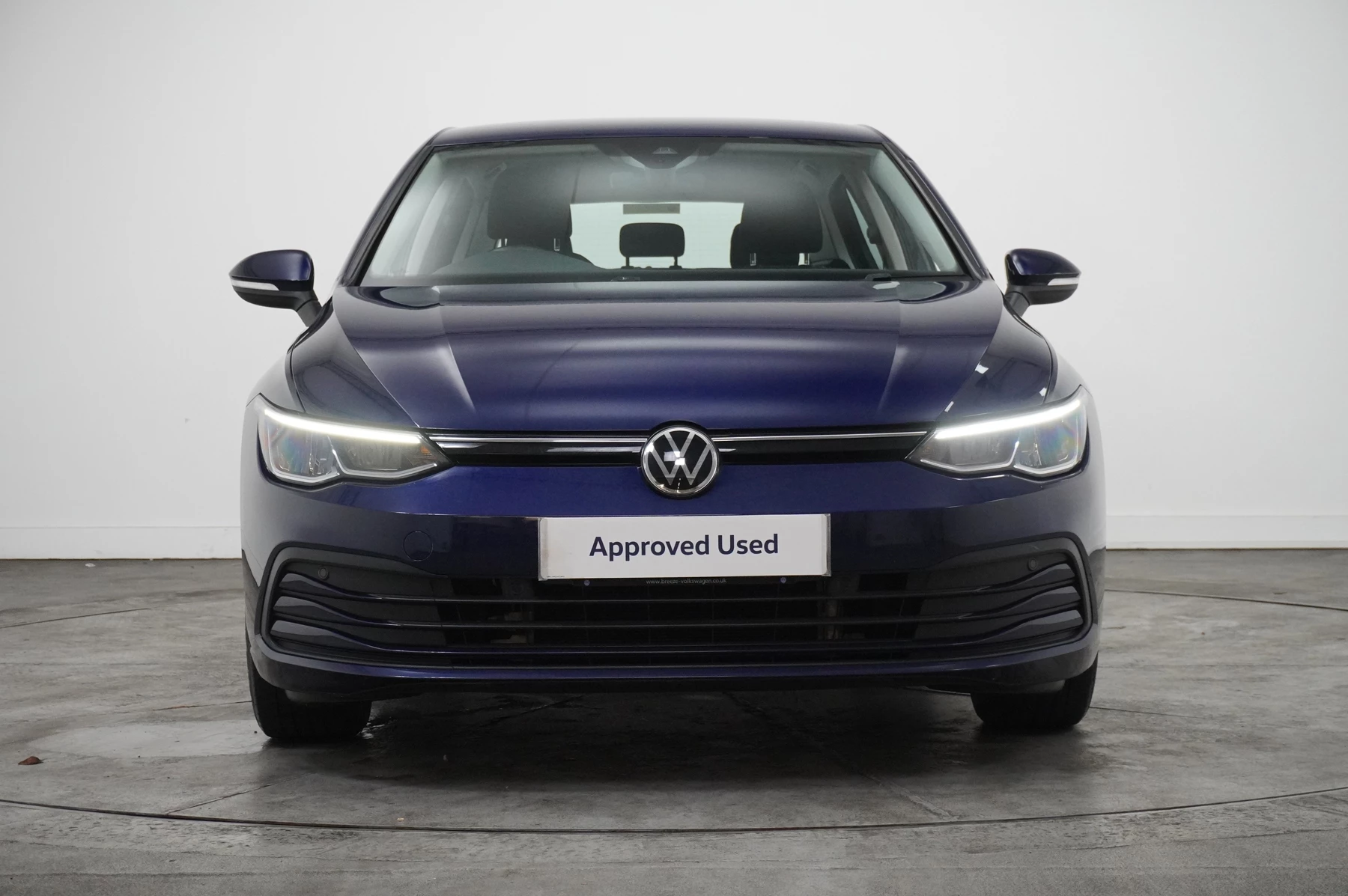 Volkswagen-Golf-image-6