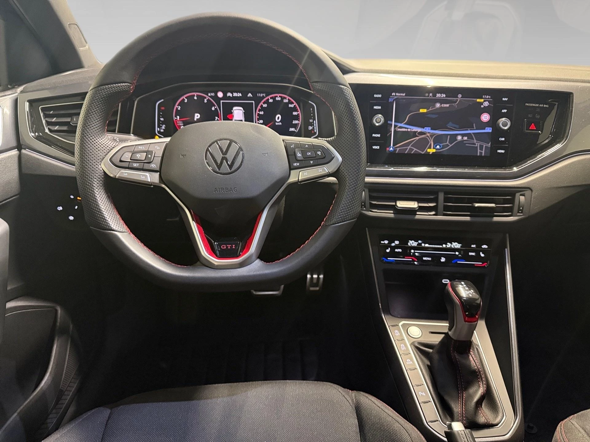 Volkswagen-Polo-image-6