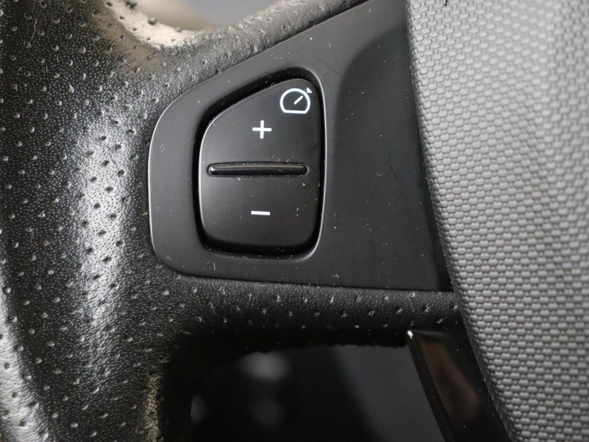 Renault-ZOE-image-11