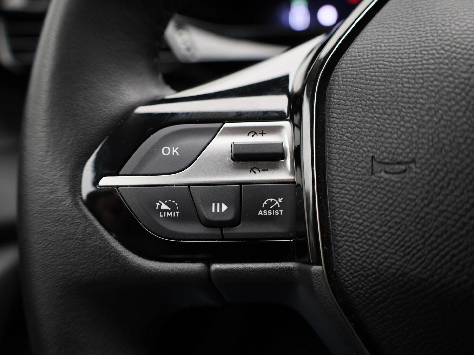 Peugeot-308-image-16
