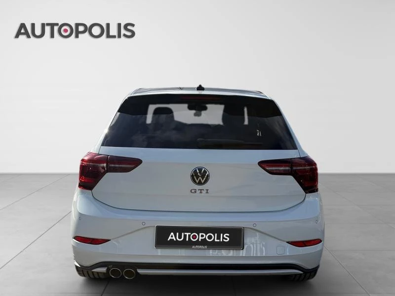 Volkswagen-Polo-image-16