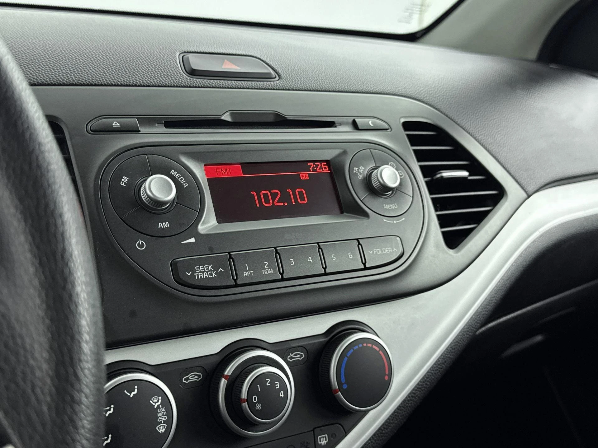 Kia-Picanto-image-5