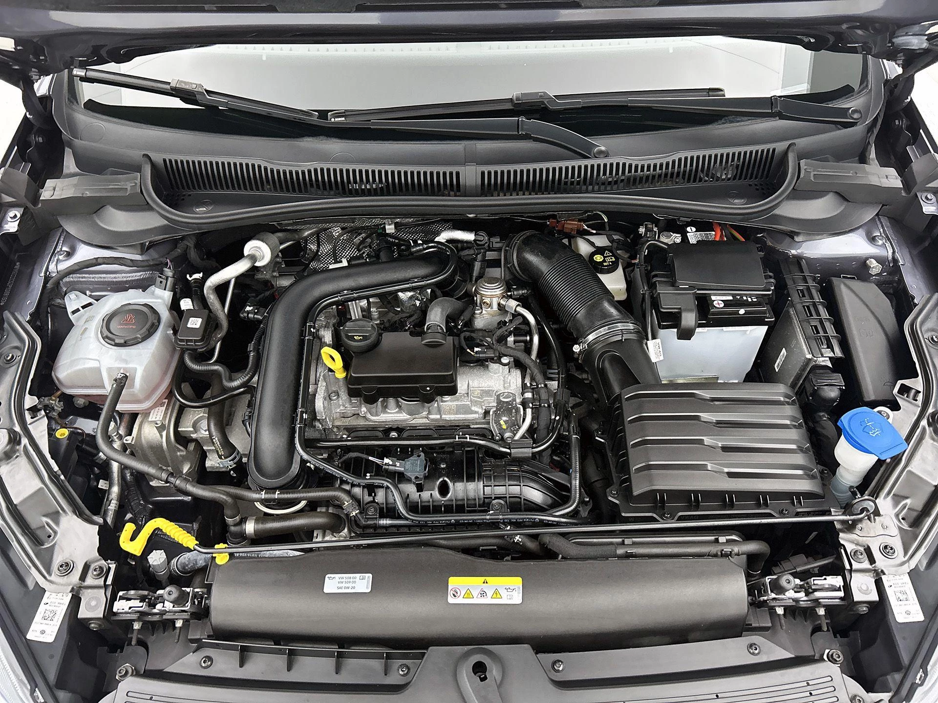 Volkswagen-Taigo-image-19