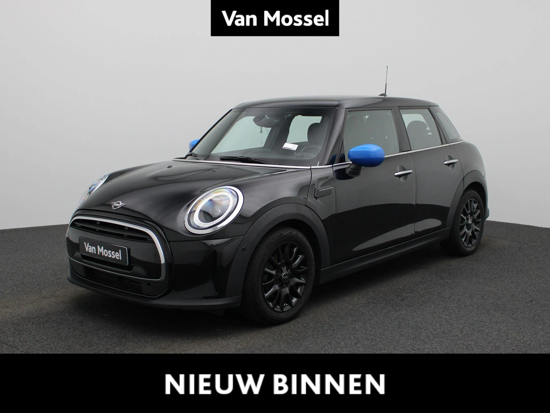 MINI-One-image-0