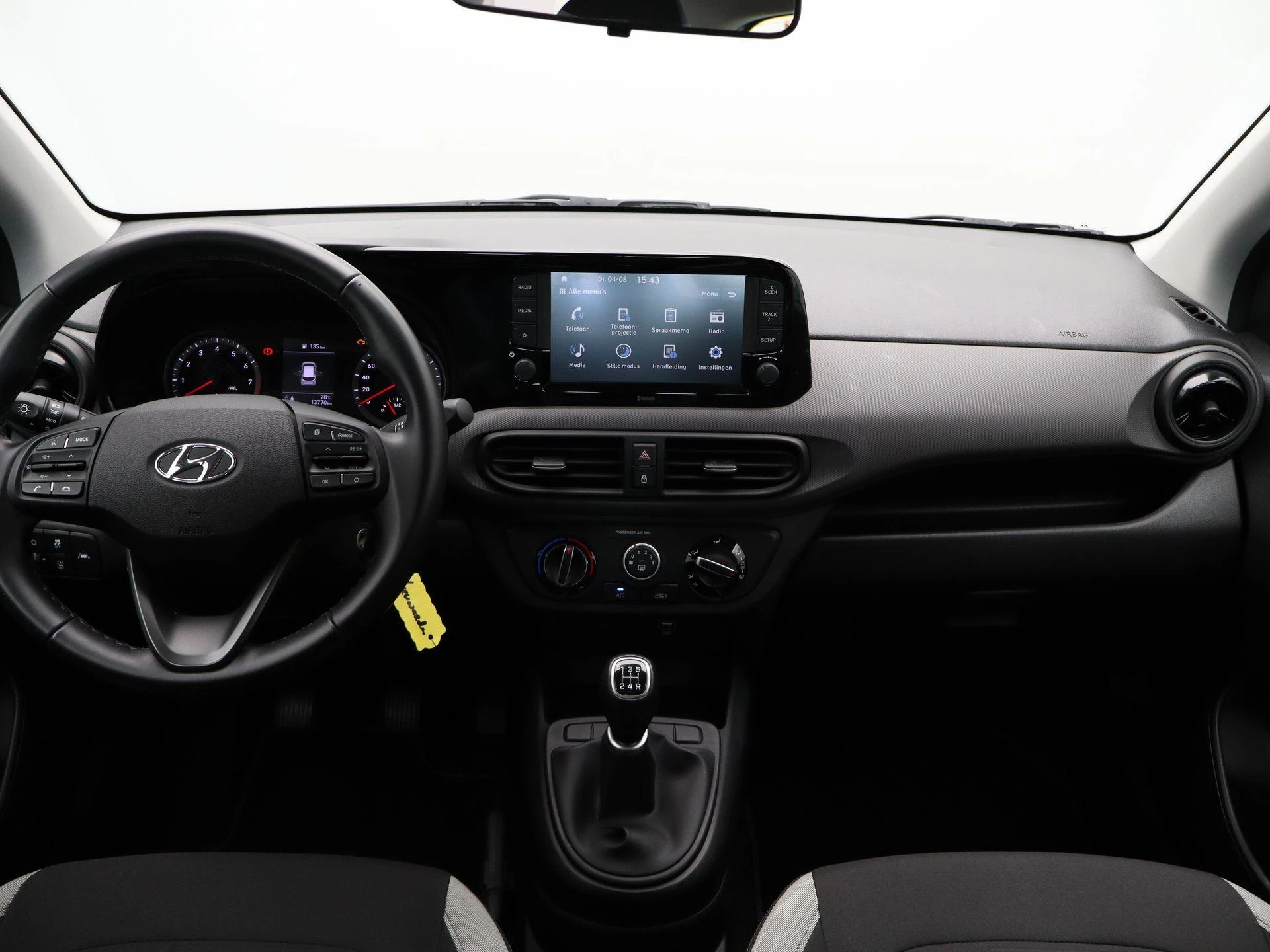 Hyundai-i10-image-30