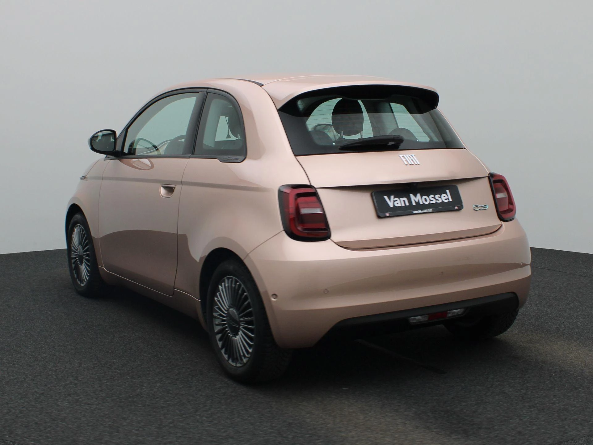 Fiat-500e-image-1