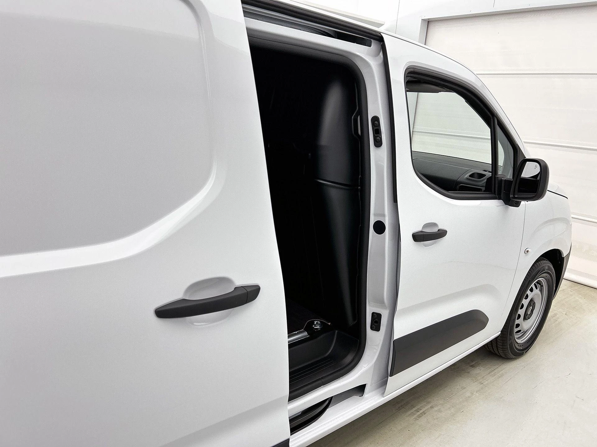 Opel-Combo-e-image-8