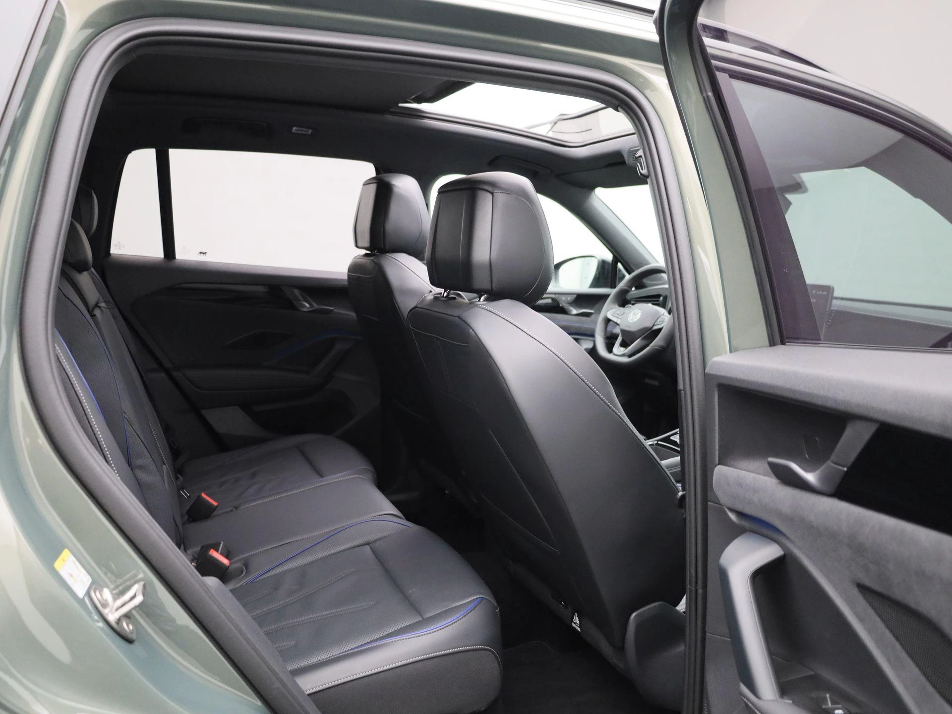 Volkswagen-Tiguan-image-48