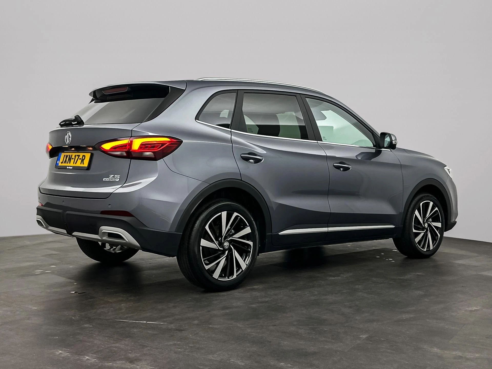 MG-ZS-image-4