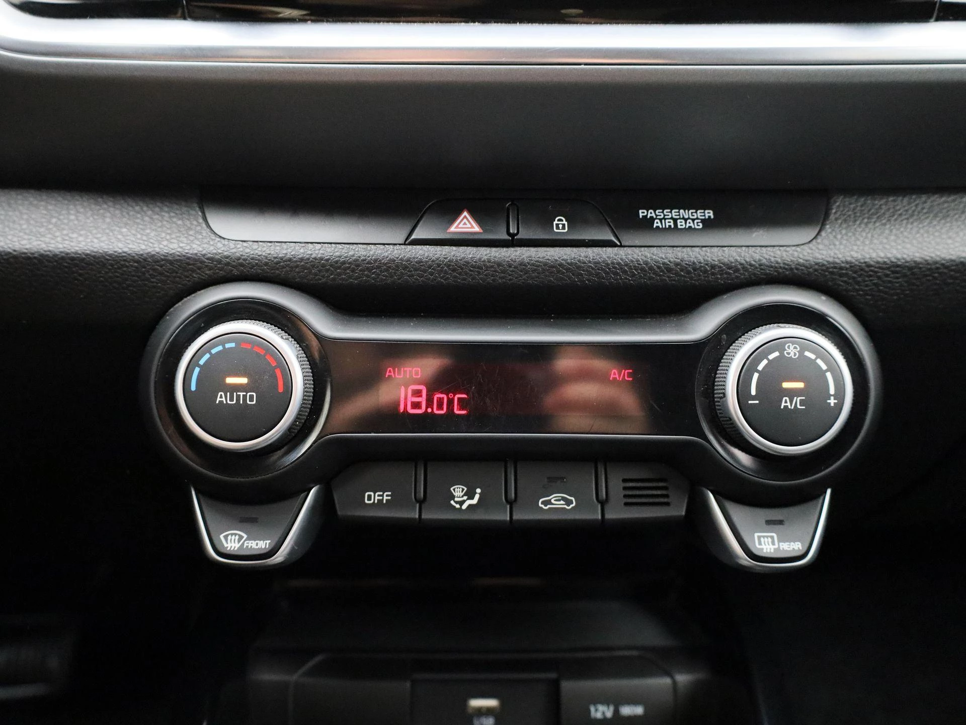 Kia-Stonic-image-16