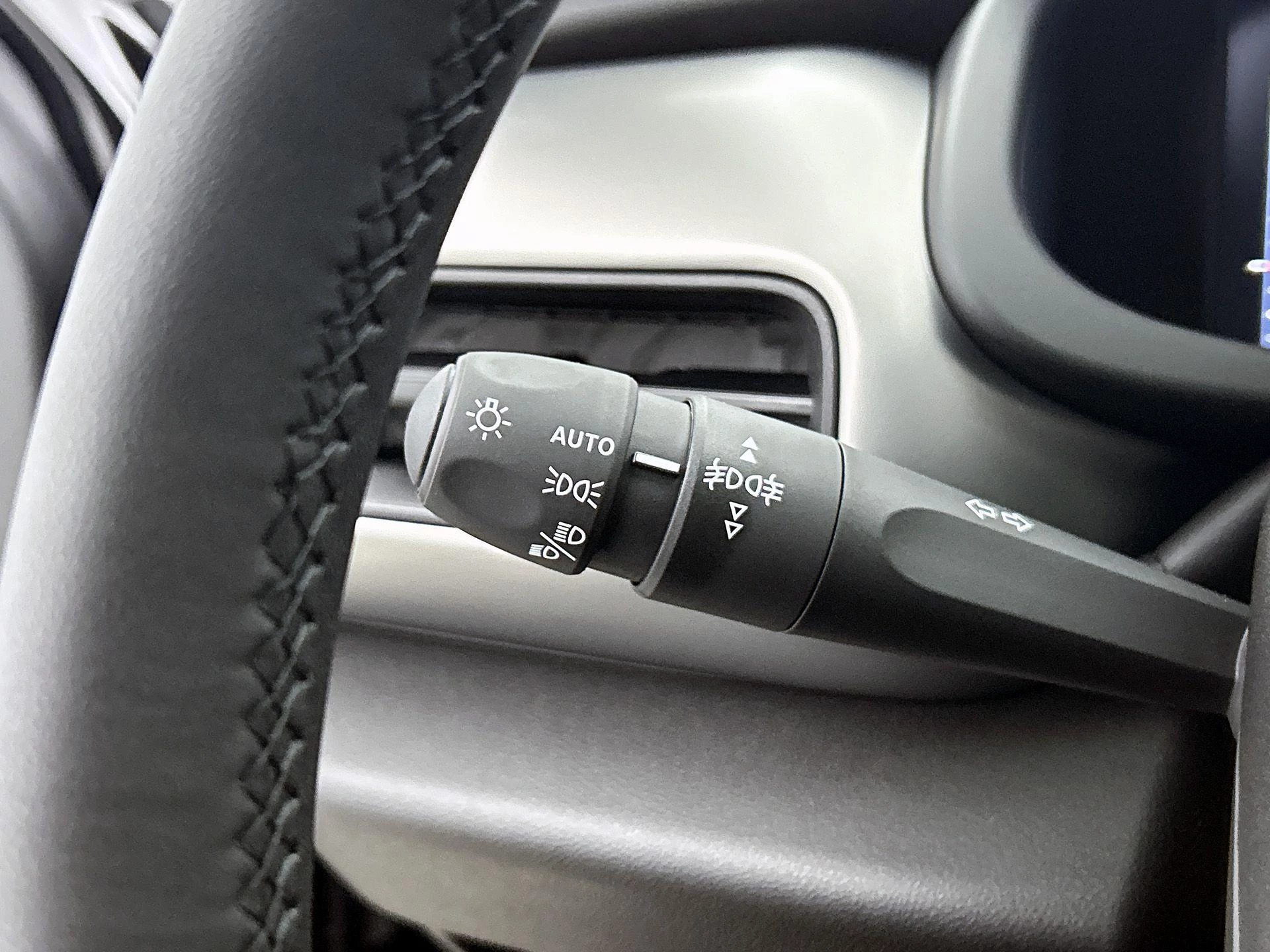 Jeep-Avenger-image-10