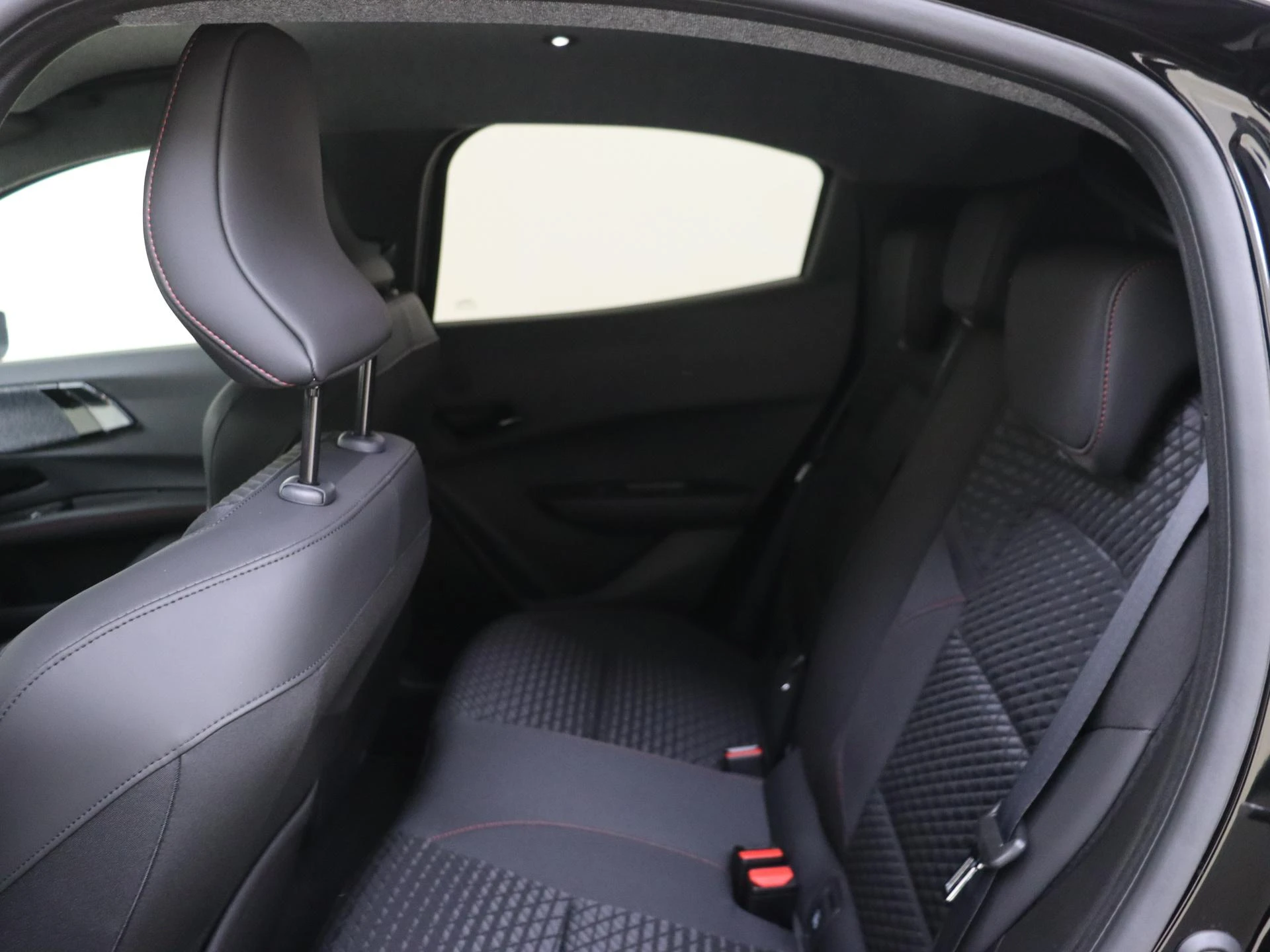 Renault-Clio-image-15