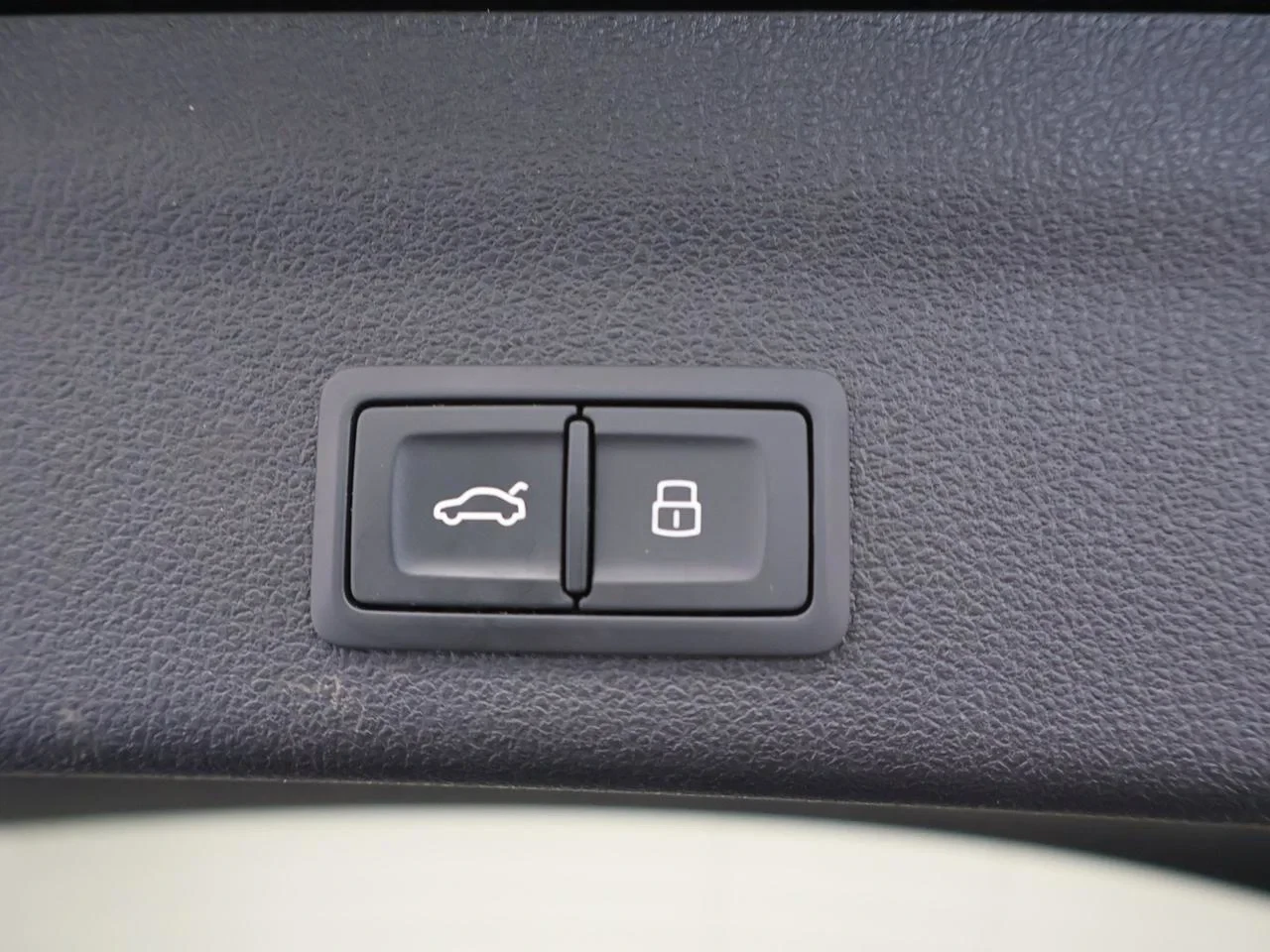 Audi-A6-image-29