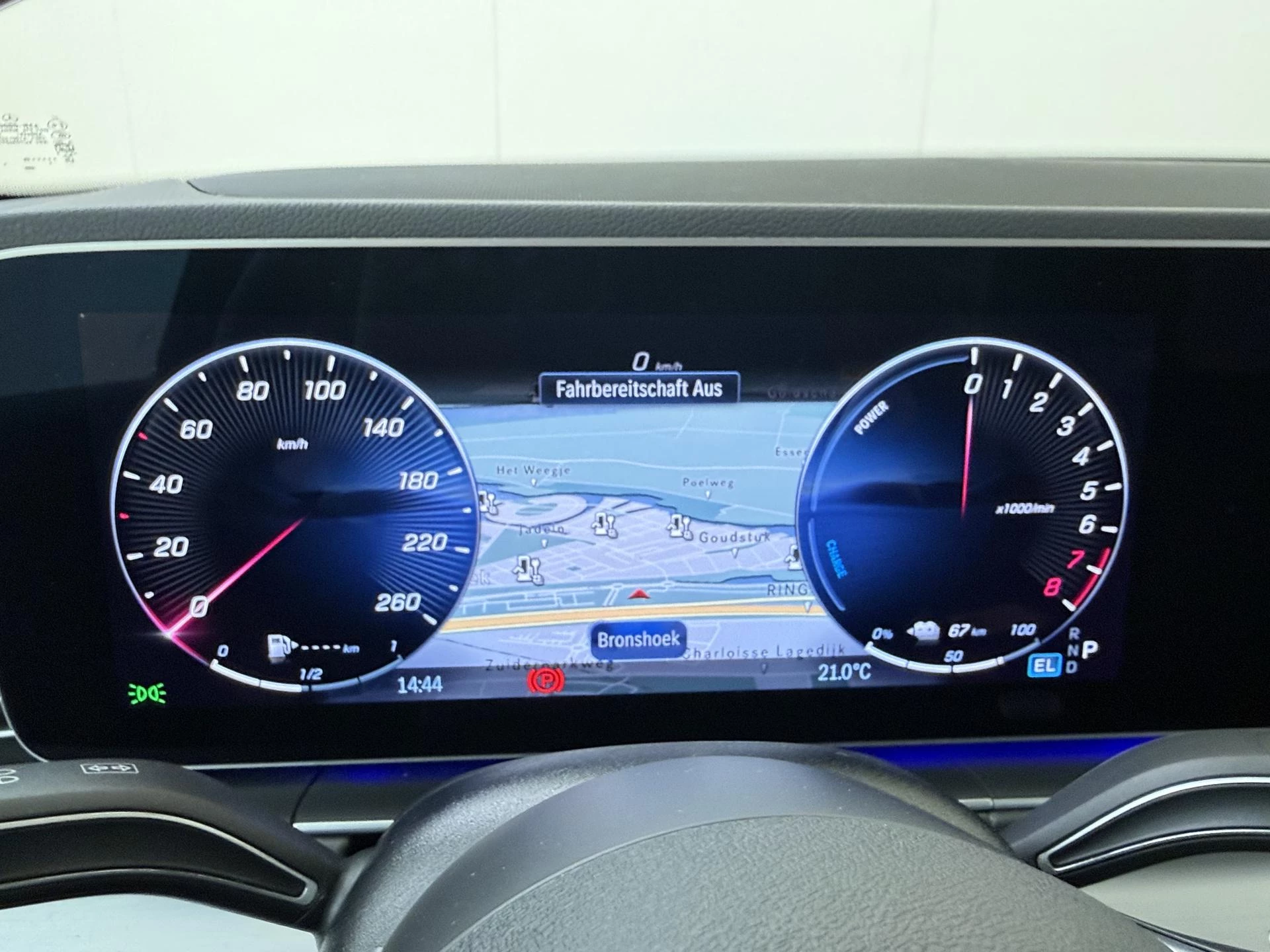 Mercedes-Benz-GLE-image-12