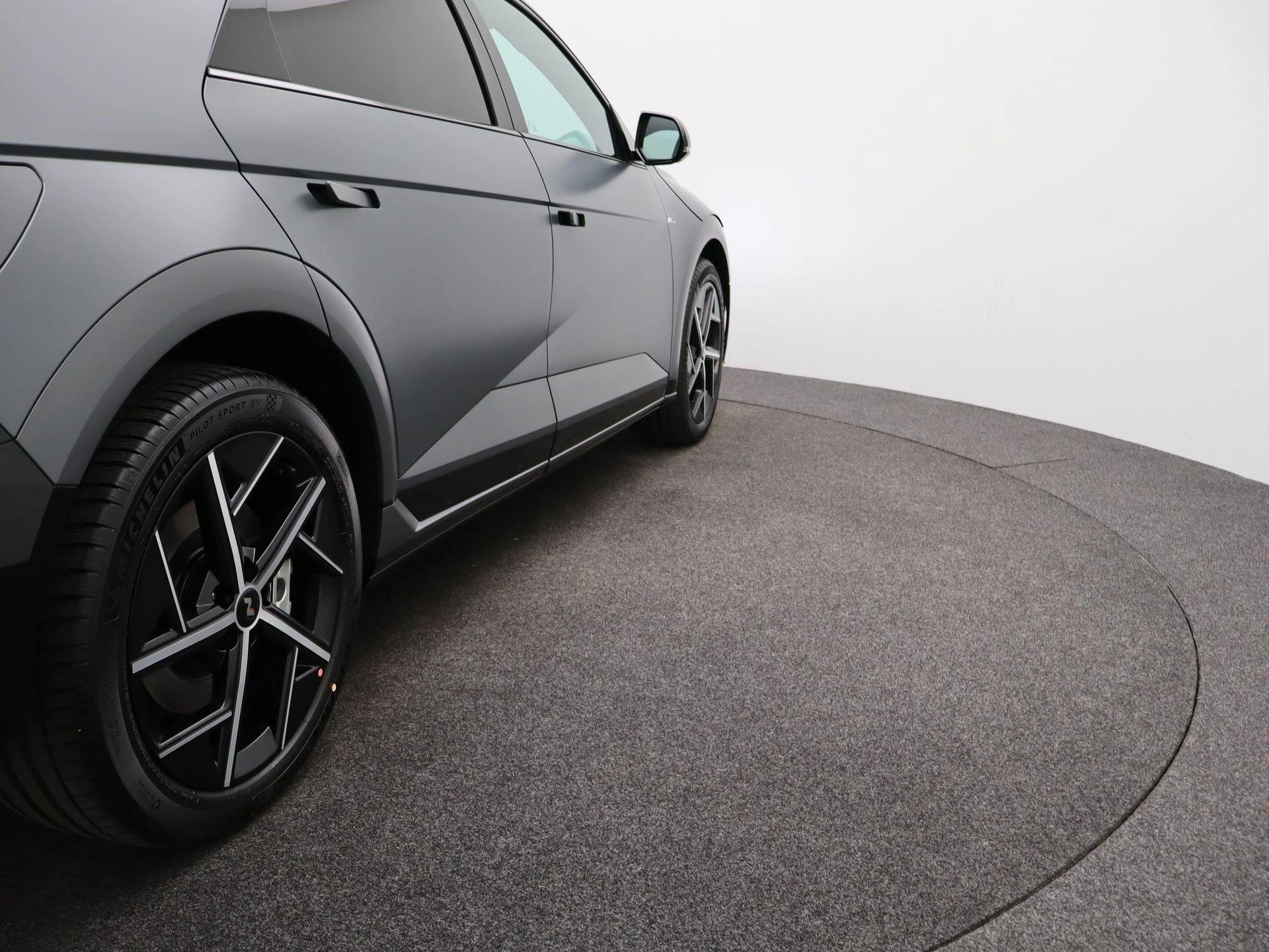 Hyundai-IONIQ 5-image-40