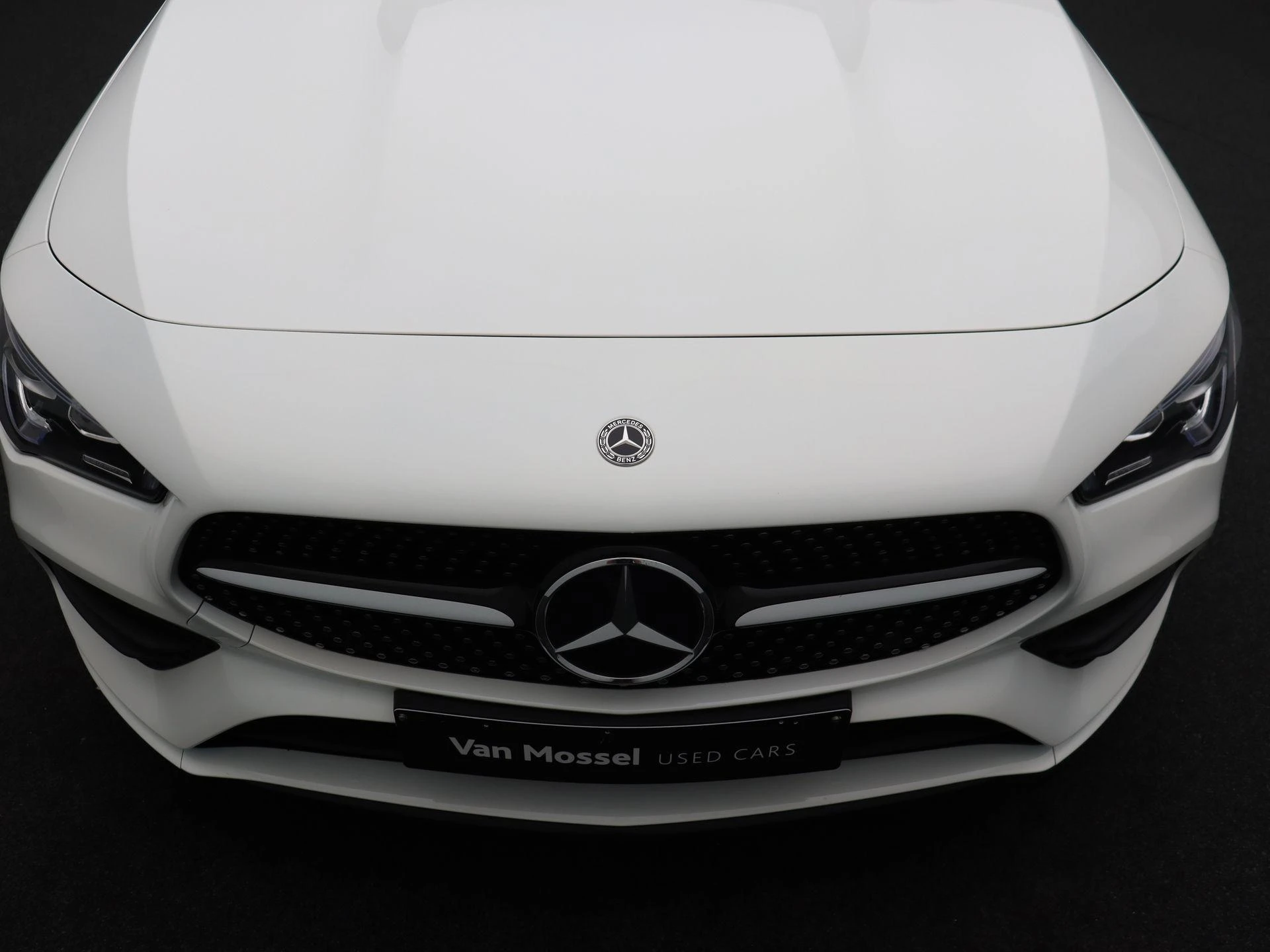 Mercedes-Benz-CLA-image-24