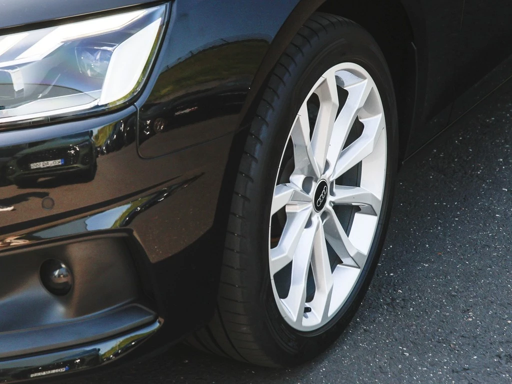 Audi A4 Avant 35 TFSI Navi PDC LED Business