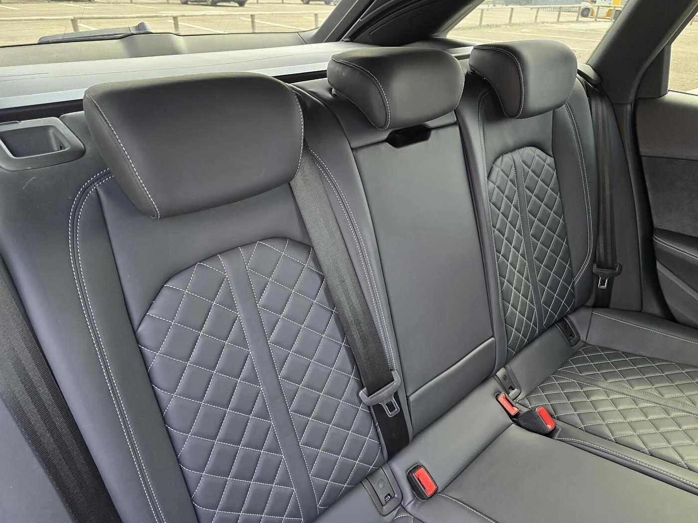 Audi-S4-image-16