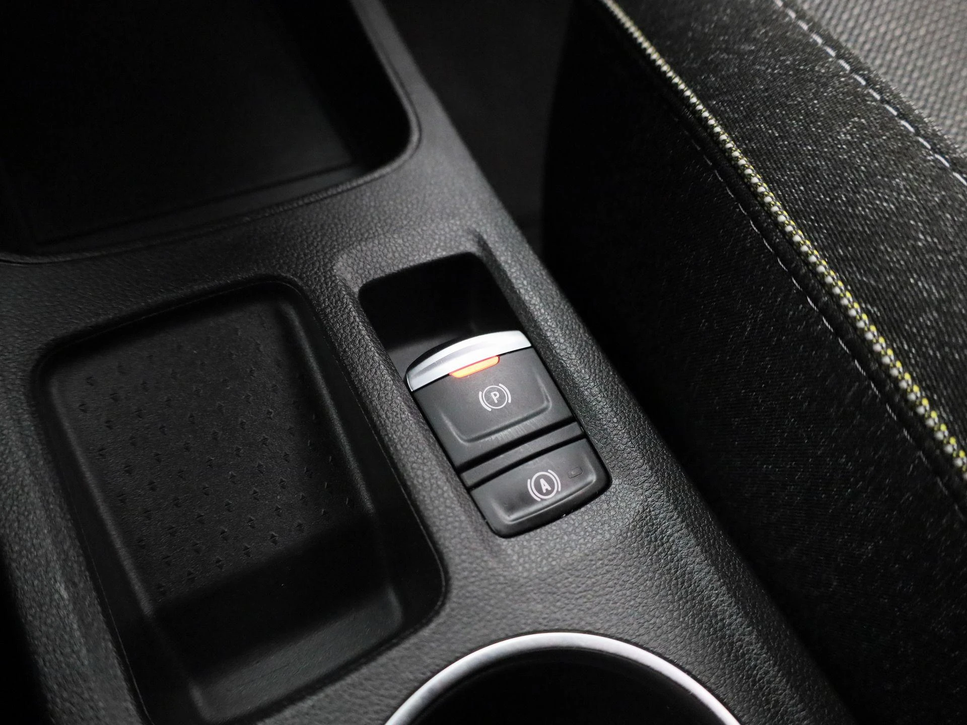 Renault-Captur-image-28