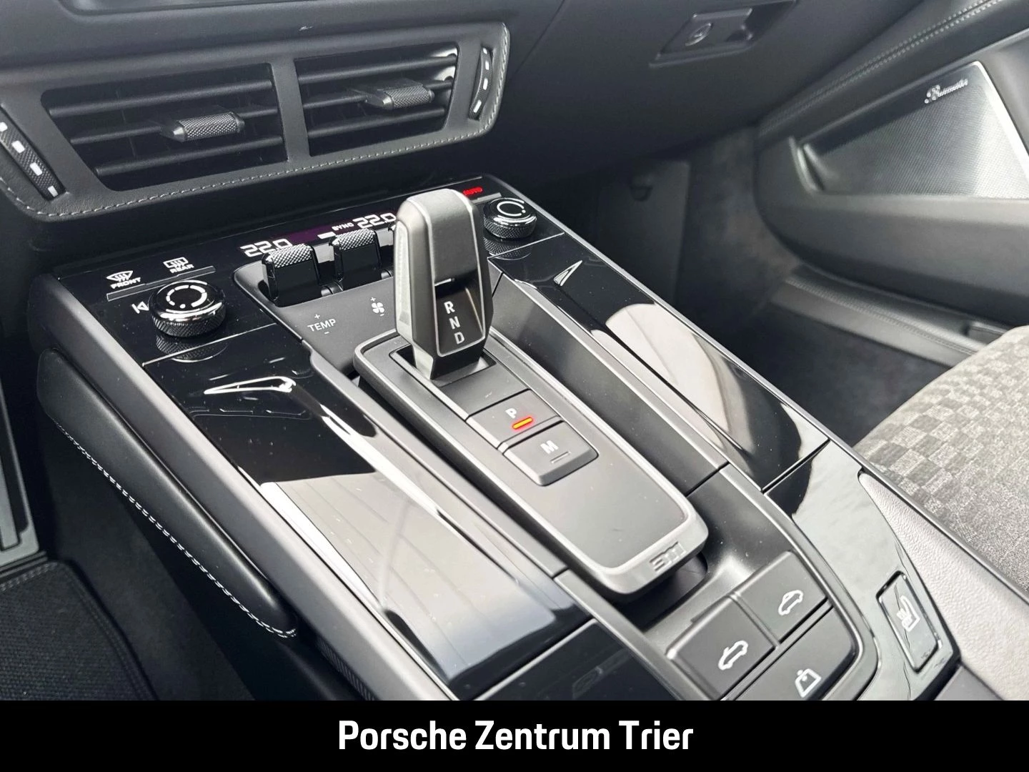 Porsche 911 992 Spirit 70 Burmester Clubleder InnoDrive spirit 70