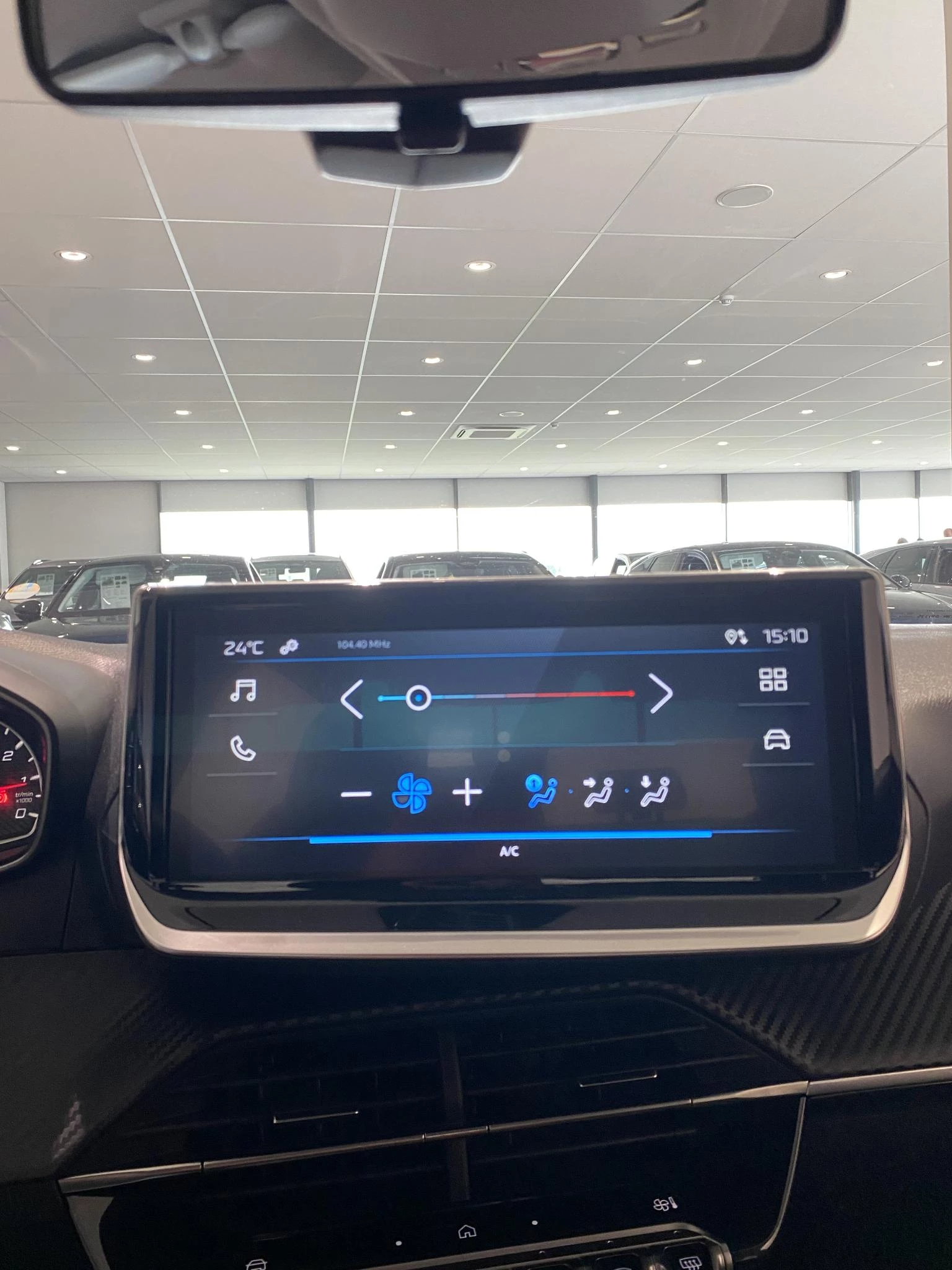Peugeot 208 1.2 Style 100