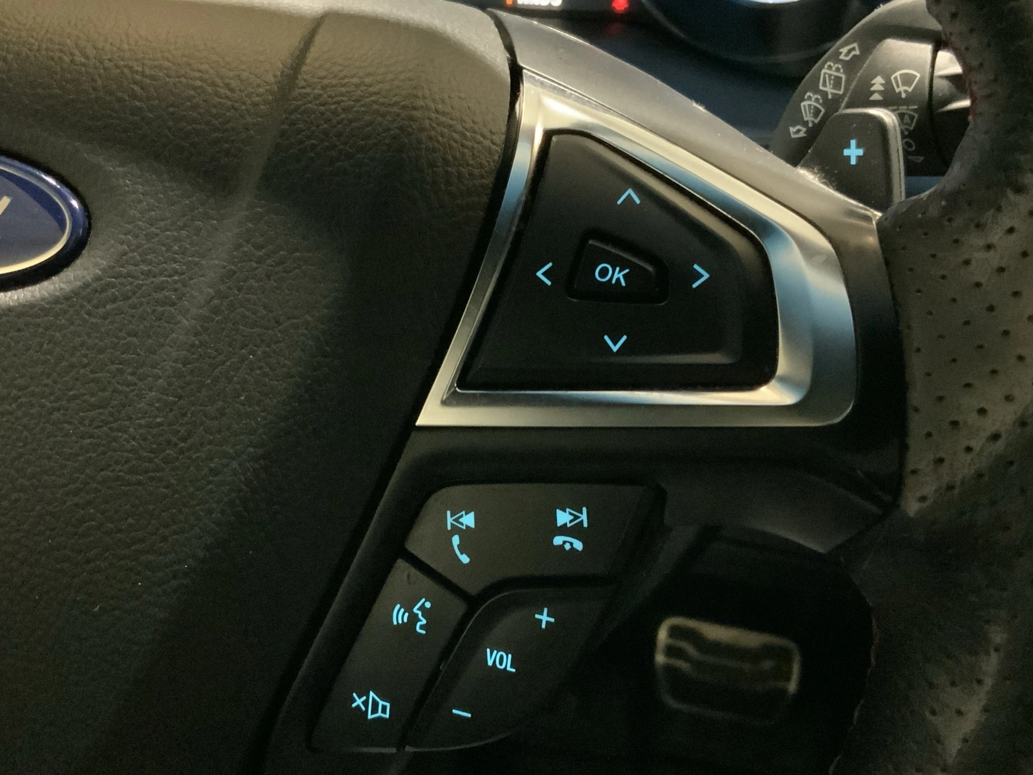 Ford-Edge-image-18