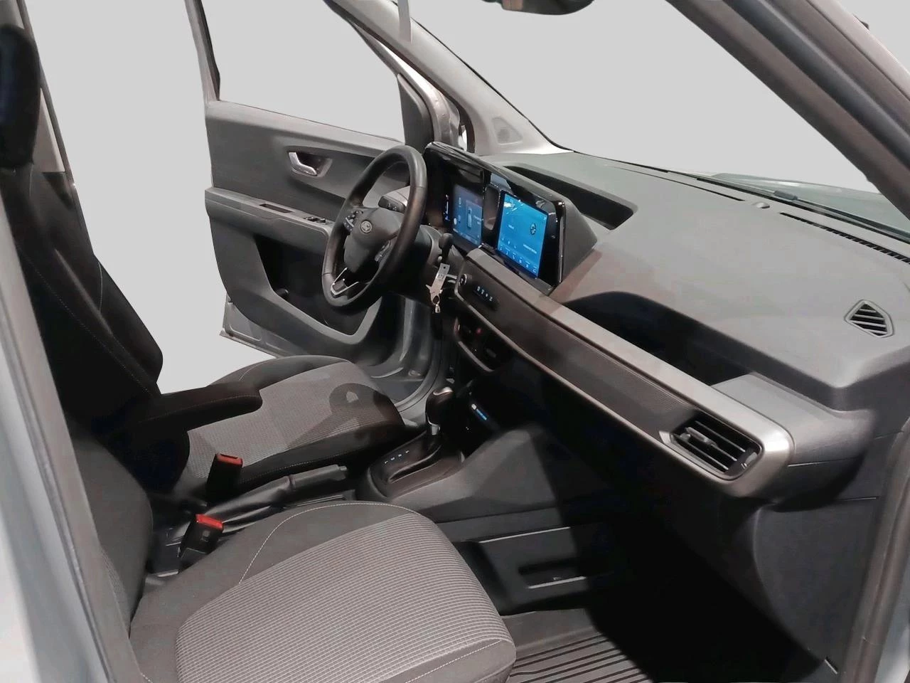 Ford-Transit Courier-image-10