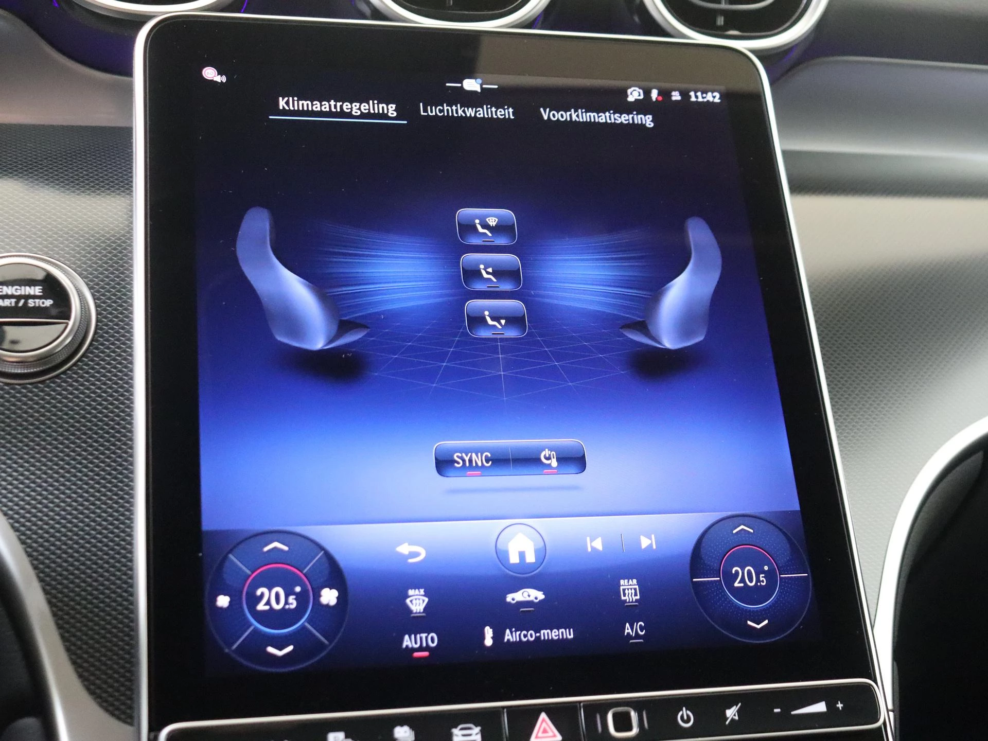 Mercedes-Benz-GLC-image-17