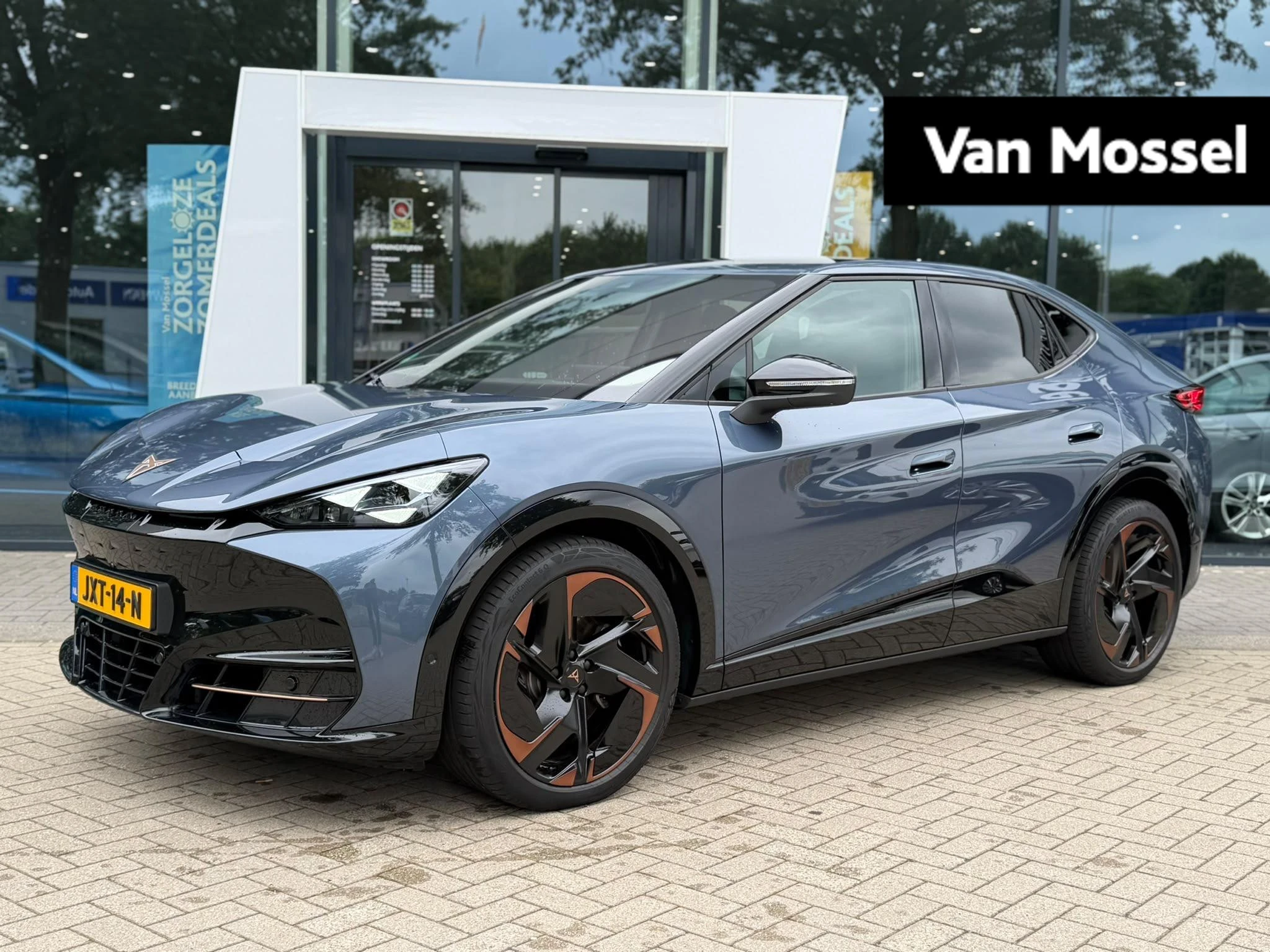 CUPRA-Tavascan-image-0