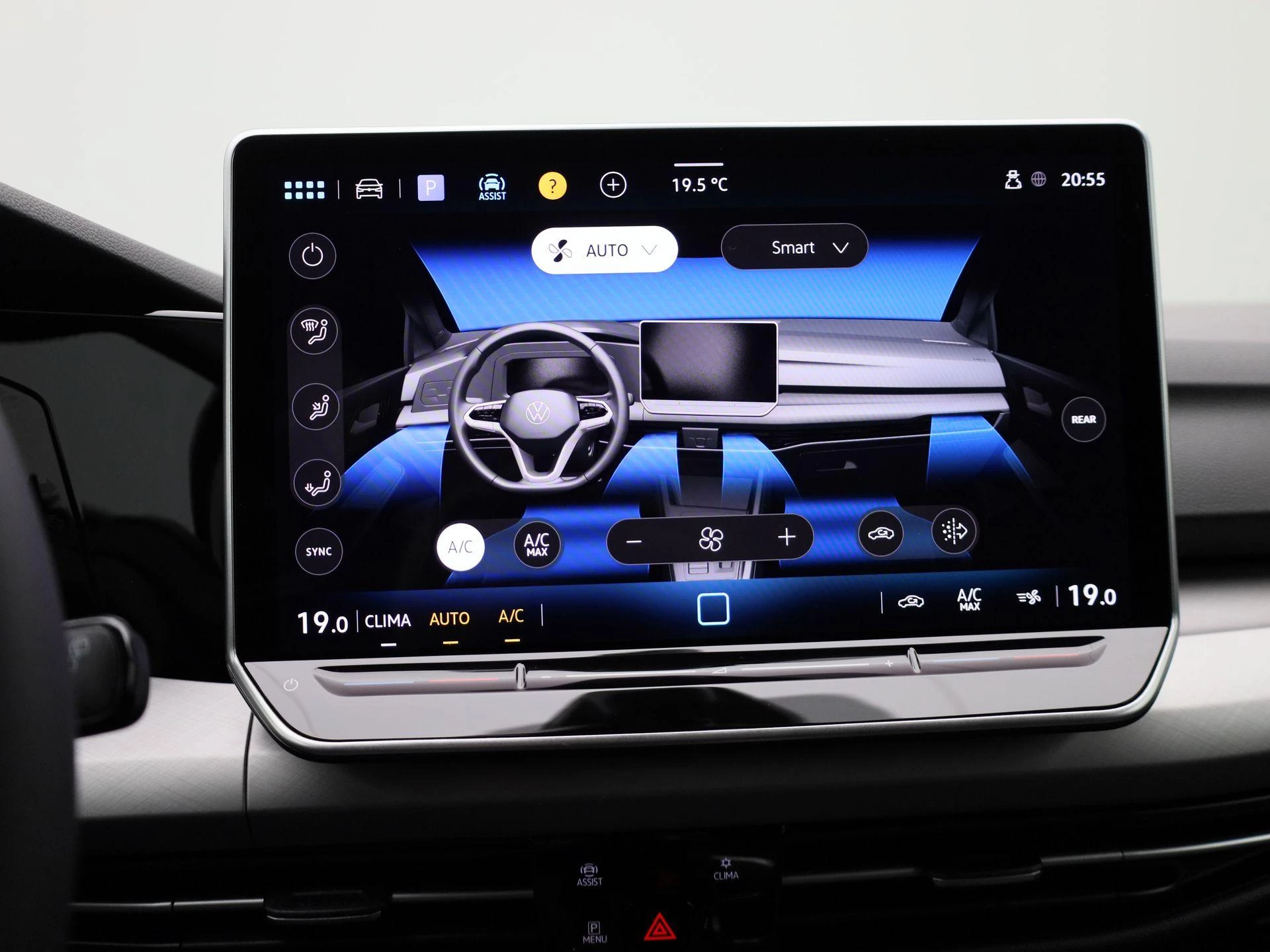 Volkswagen-Golf-image-18