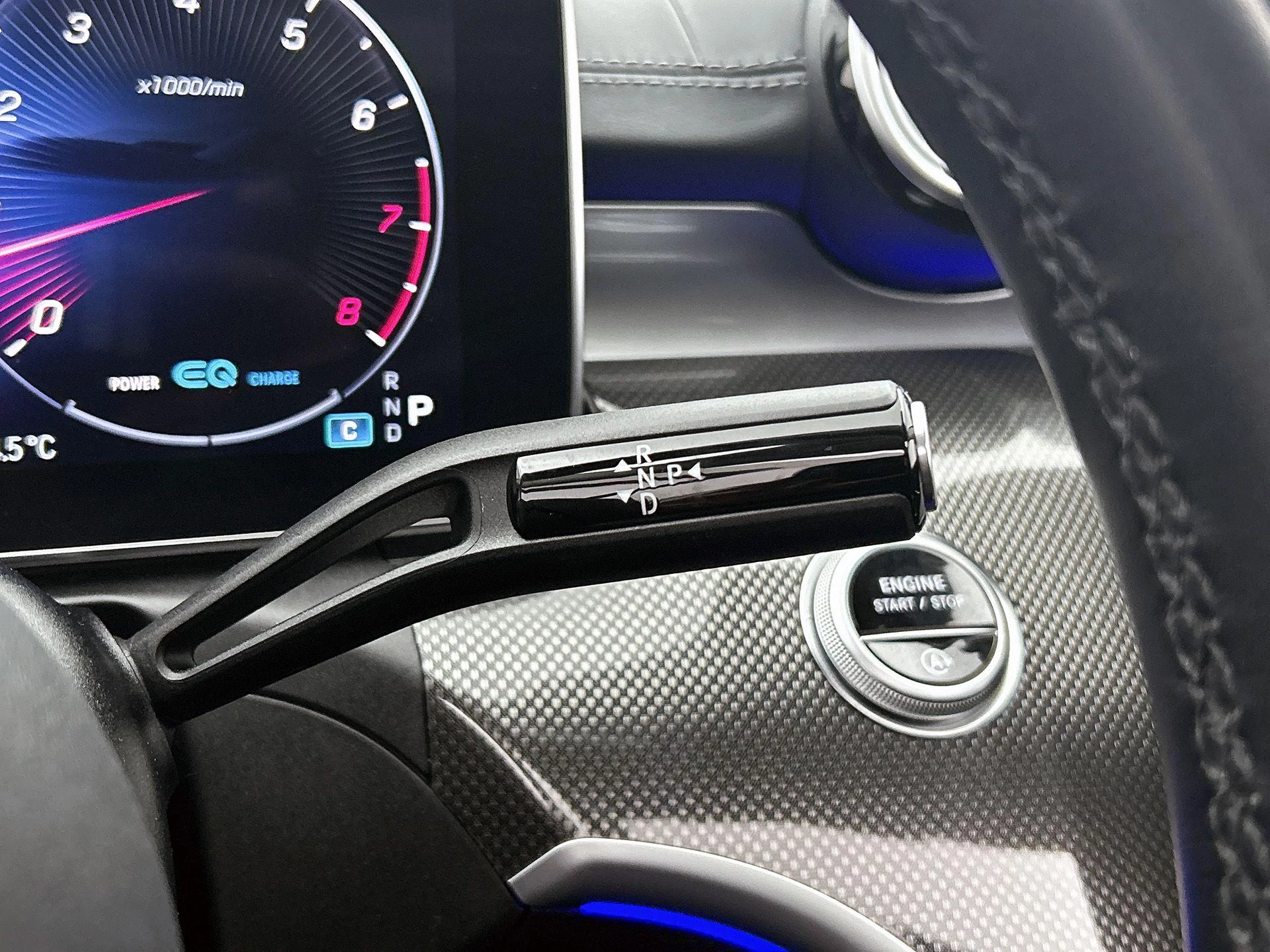 Mercedes-Benz-C-Klasse-image-27