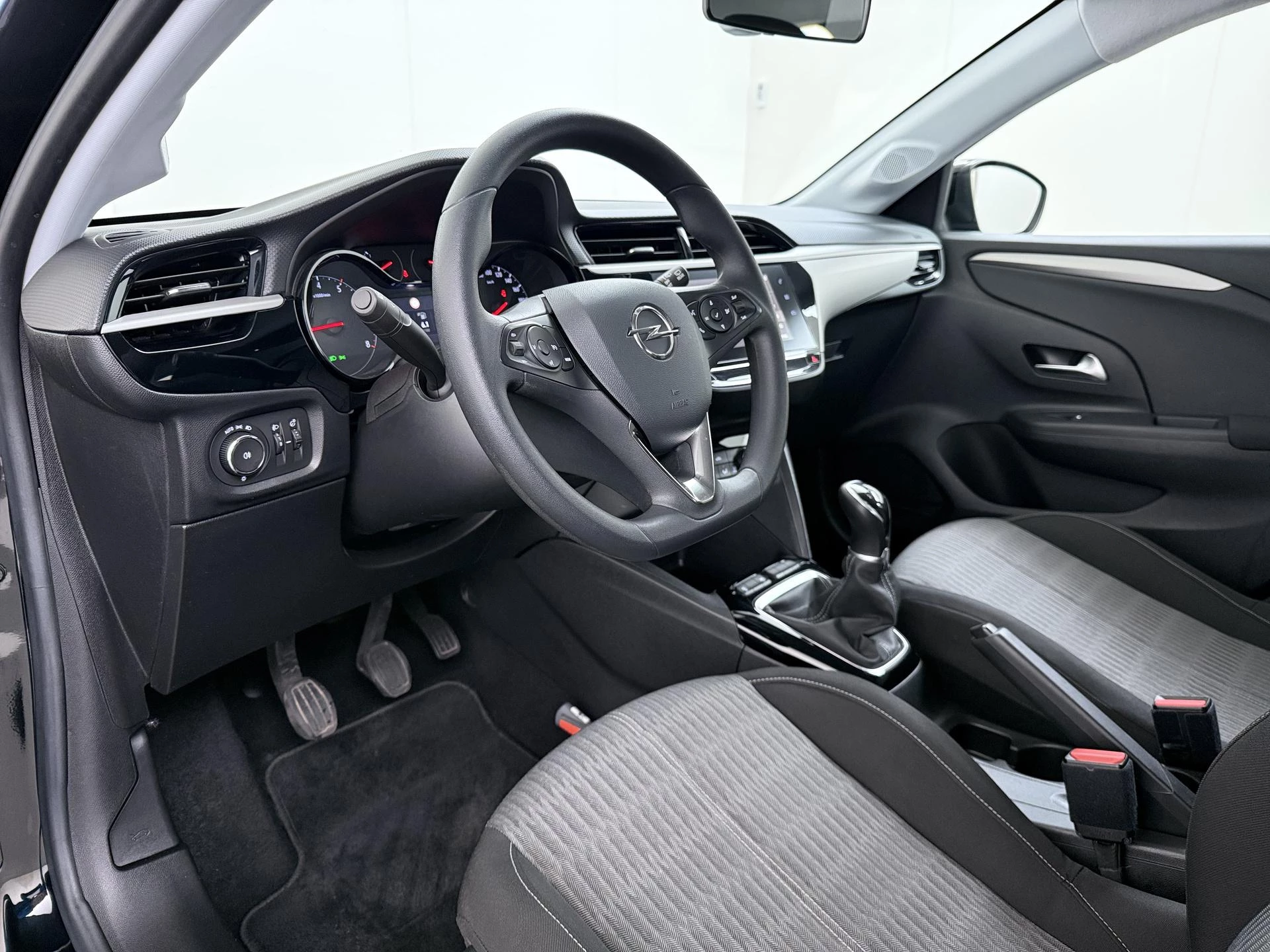 Opel-Corsa-image-12