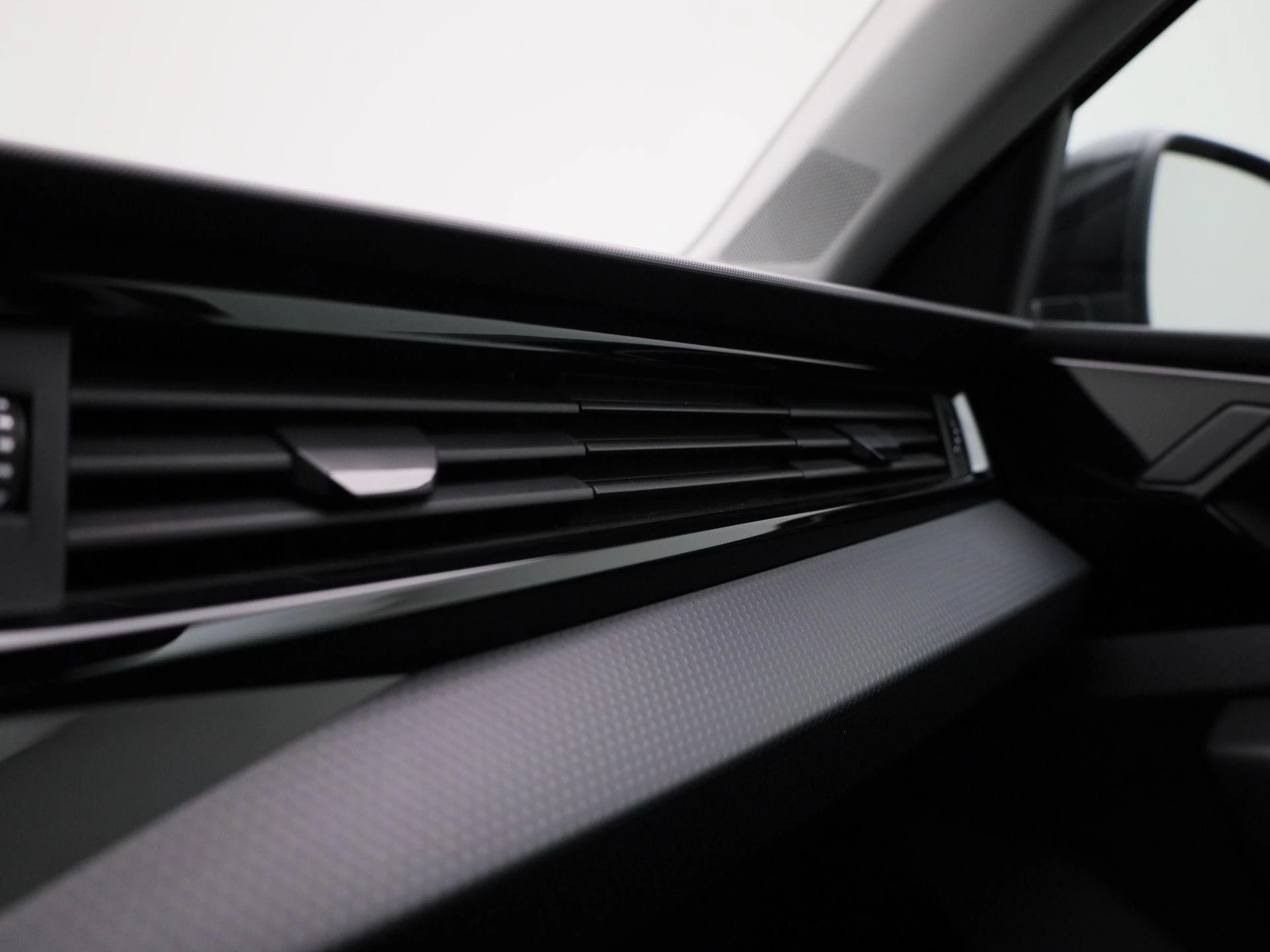 Audi-A1 Sportback-image-22