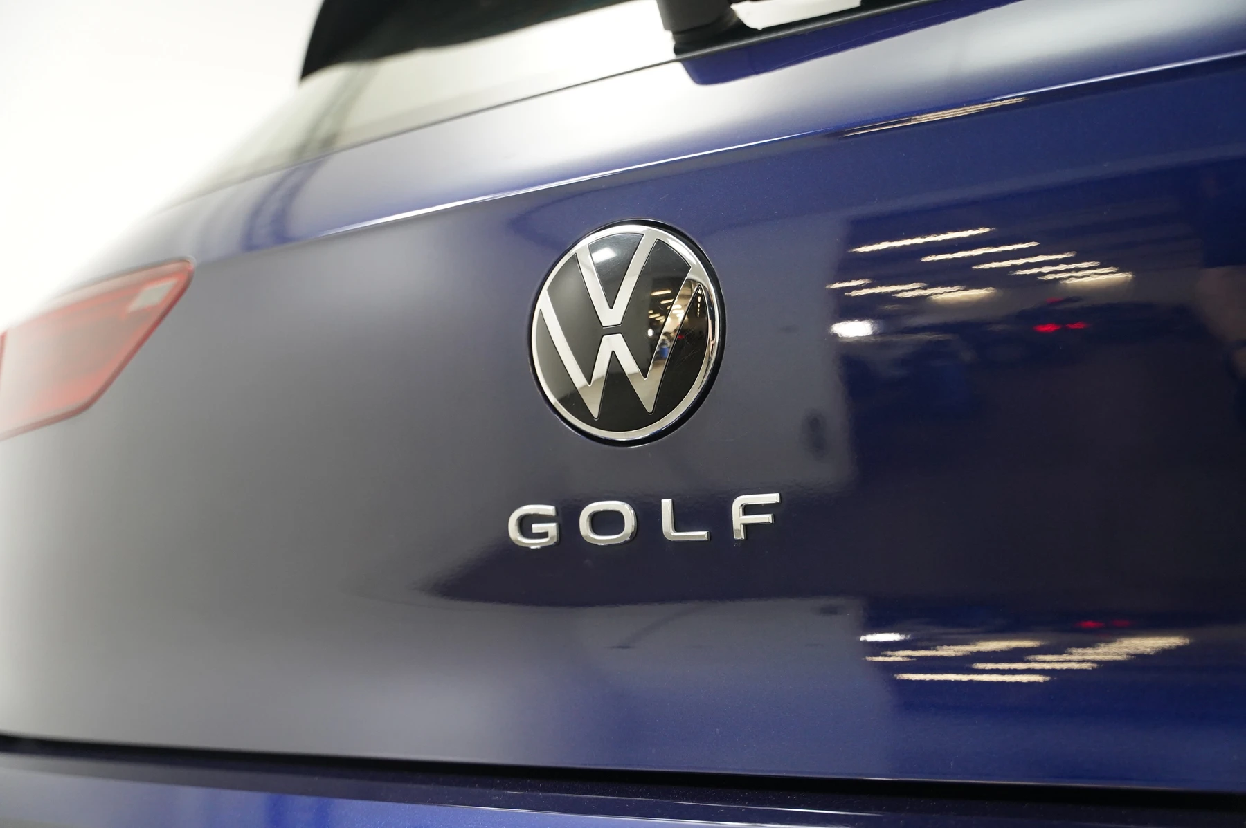 Volkswagen-Golf-image-34