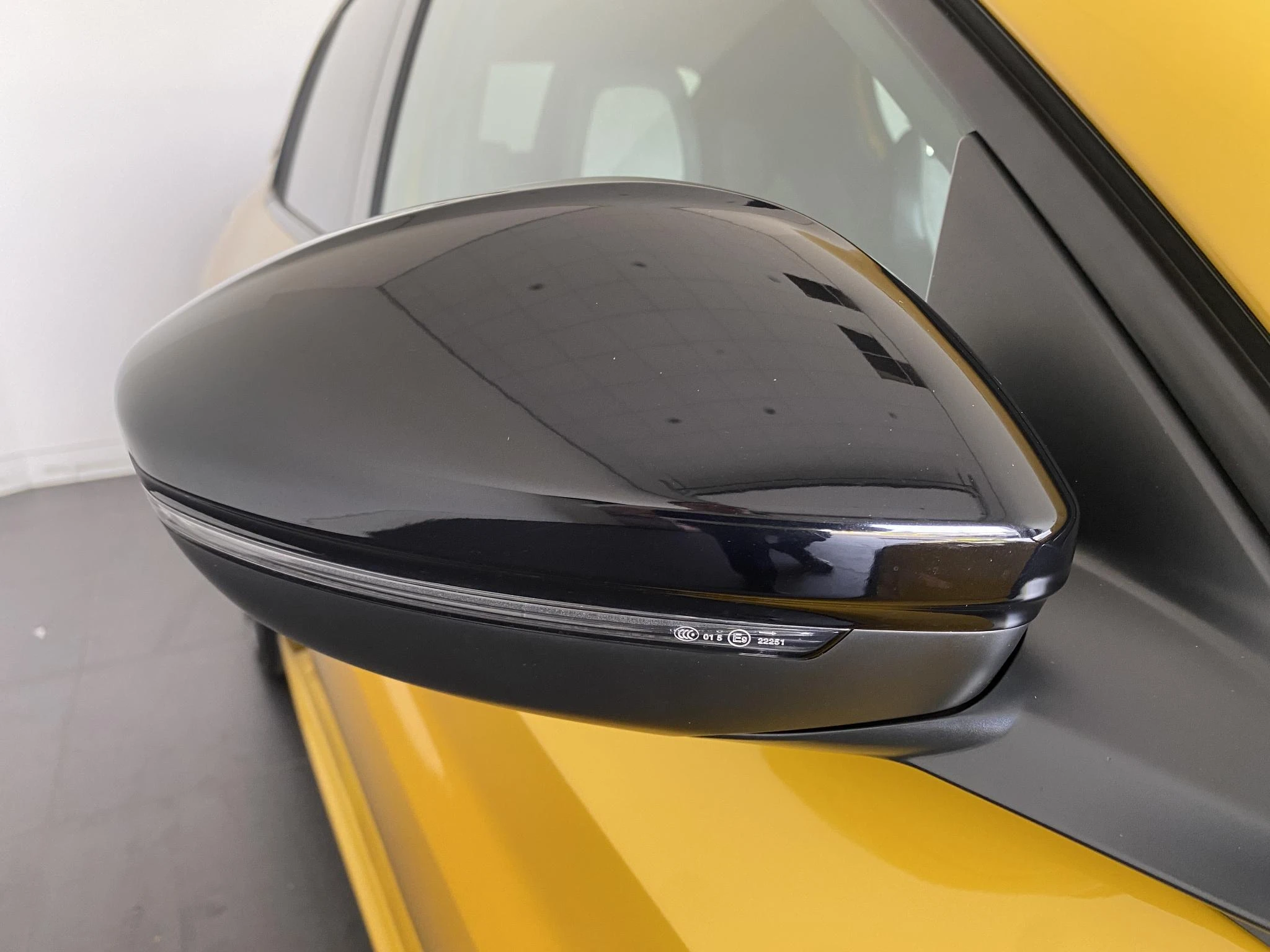 Peugeot-208-image-32