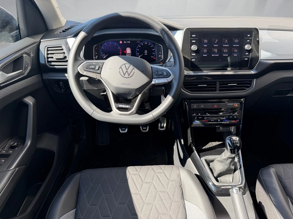 Volkswagen-T-Cross-image-9